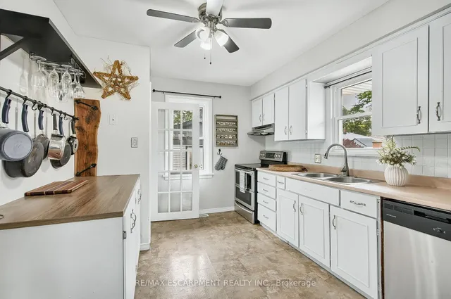 Additional property image - 50 Sandalwood Ave