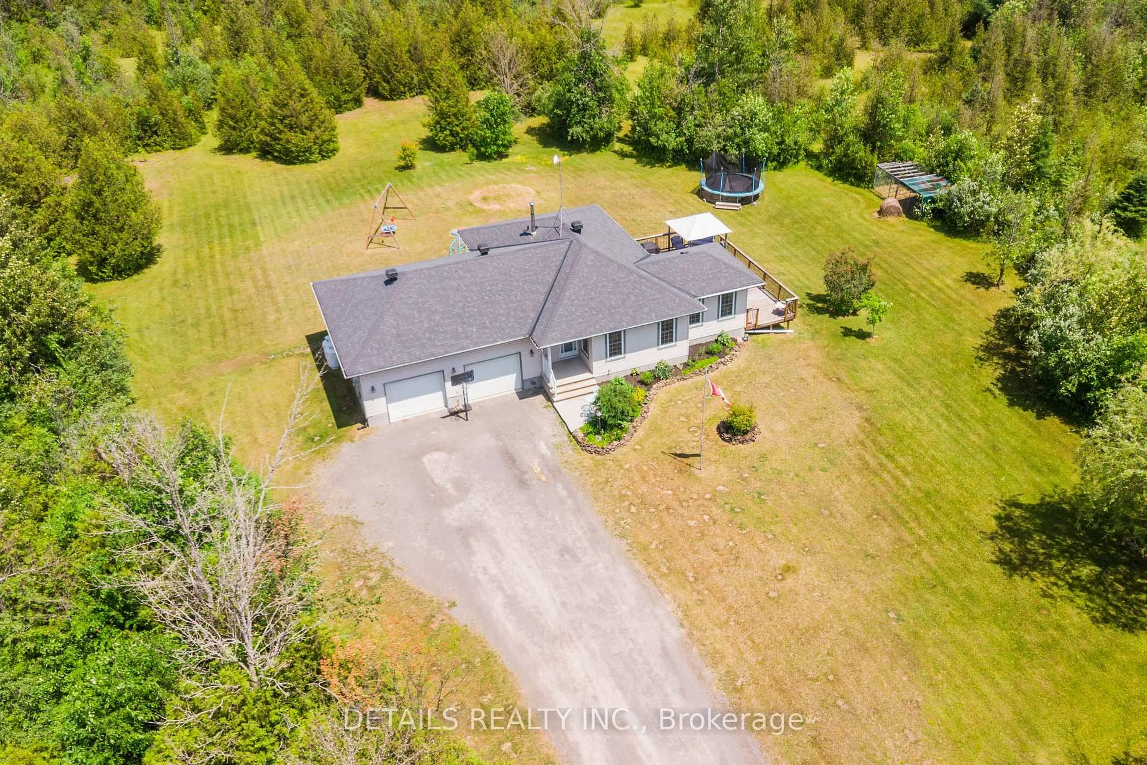 A pic from outside/outdoor area/front of a property/back of a property/a pic from drone, unknown for 3721 Ashton Station Rd, Ashton Ontario K0A 1B0