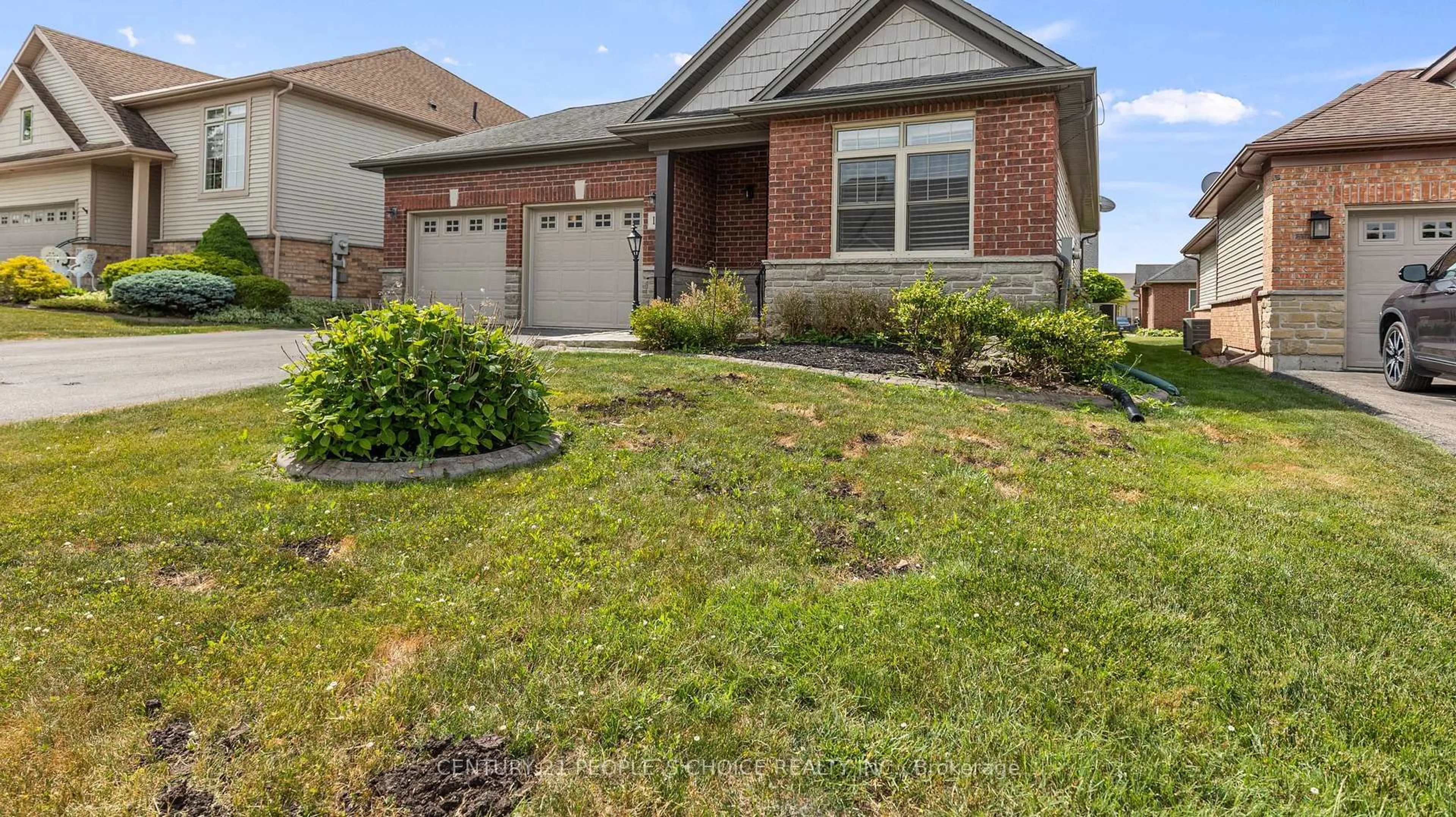 Home with brick exterior material, street for 11 Aaron Tr, Welland Ontario L3B 6G4