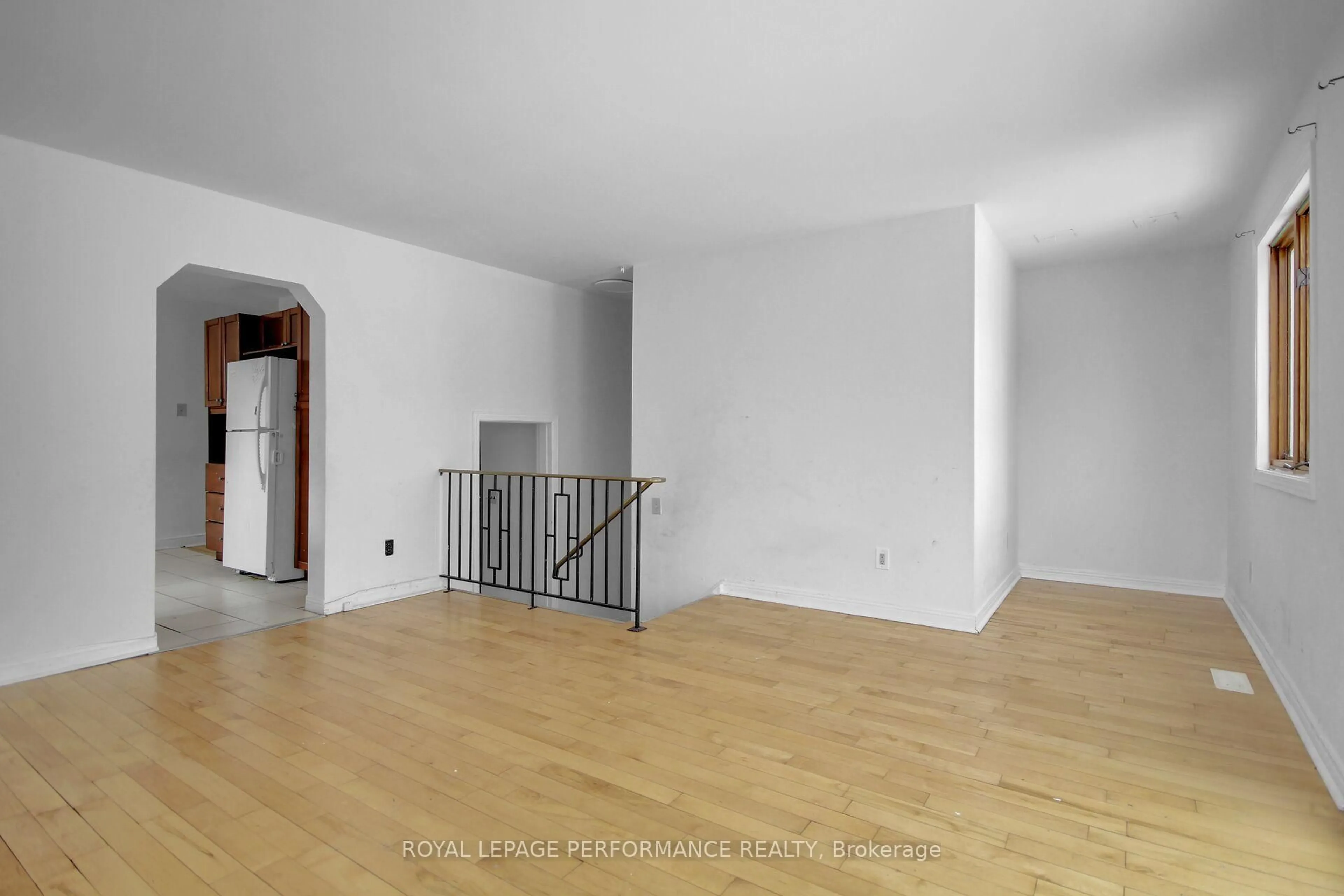 A pic of a room for 2647 Ayers Ave, Ottawa Ontario K1V 7W7