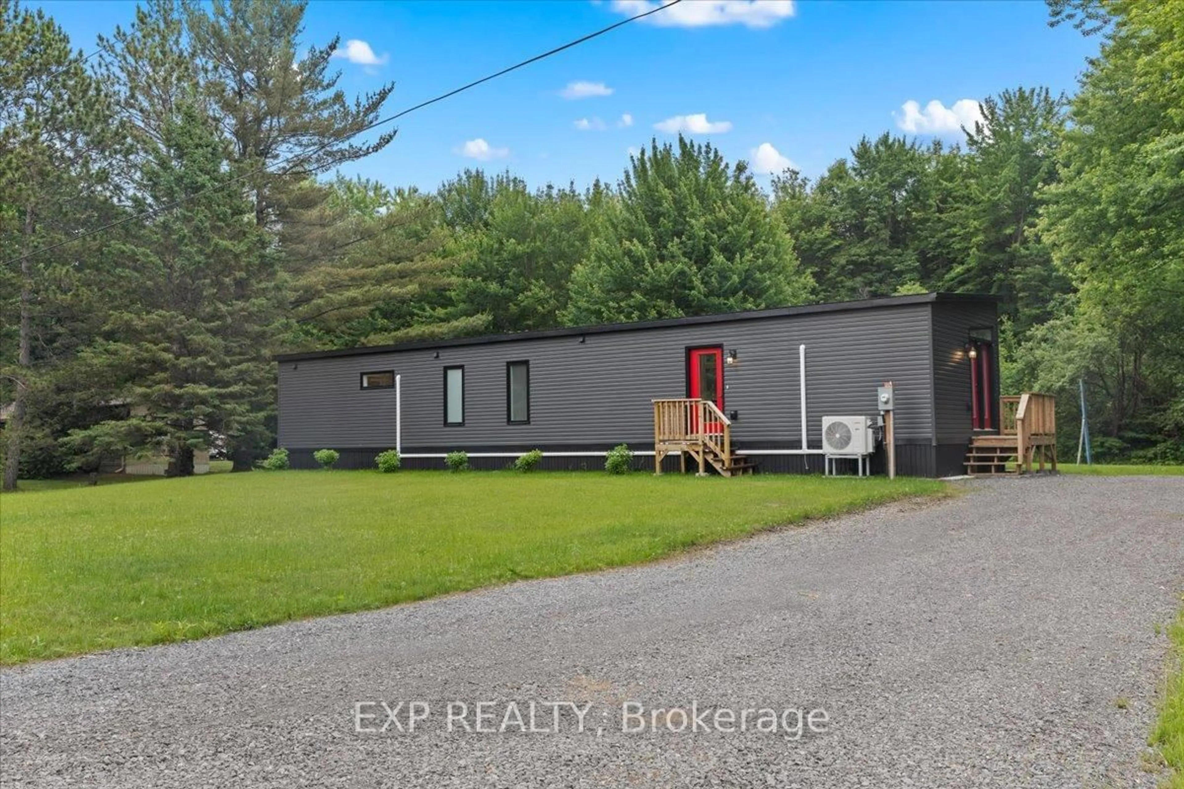 A pic from outside/outdoor area/front of a property/back of a property/a pic from drone, building for 5620 Rockdale Rd #51, Vars Ontario K0A 3H0