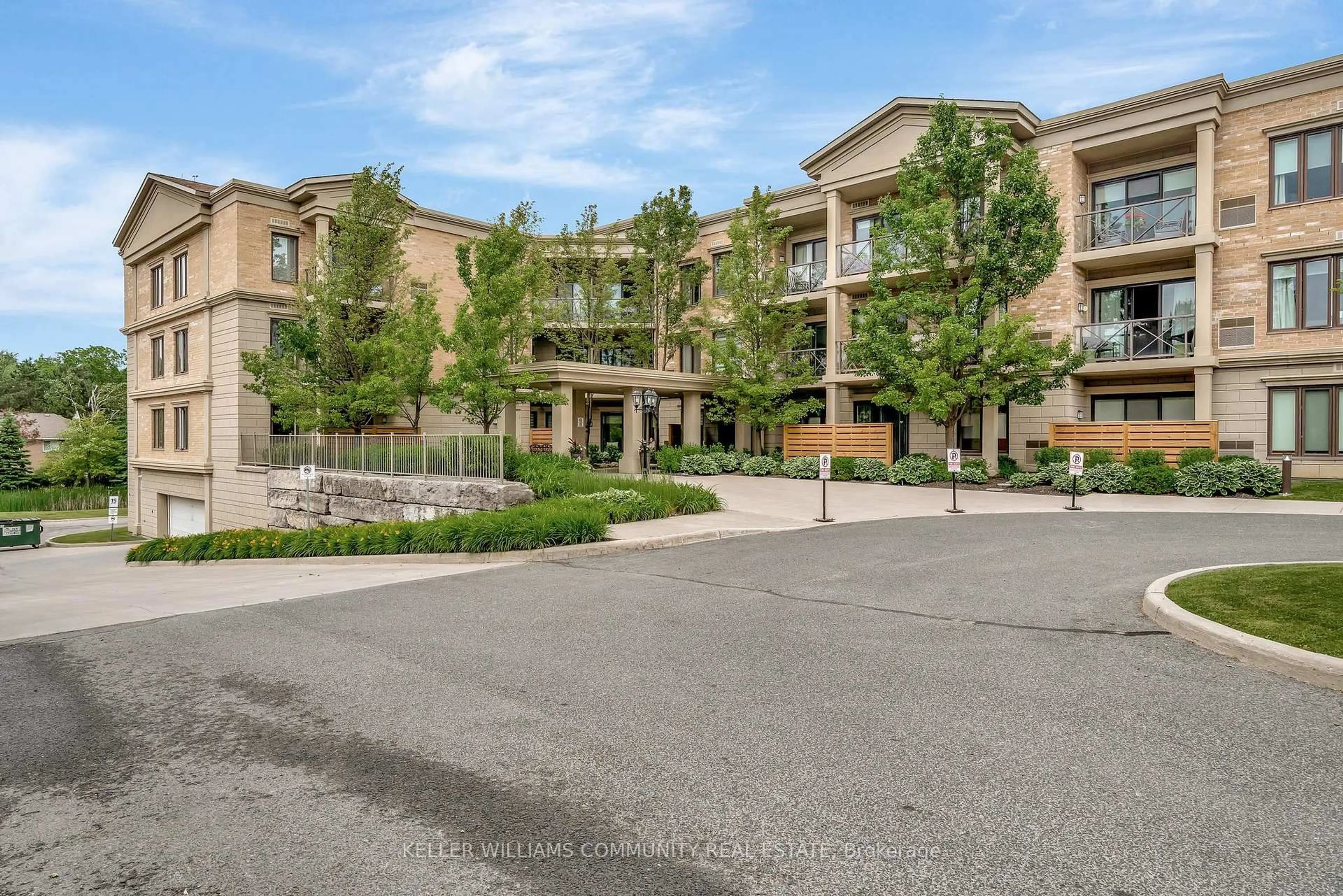 Patio, mountain view for 869 Clonsilla Ave #317, Peterborough West Ontario K9J 0B7