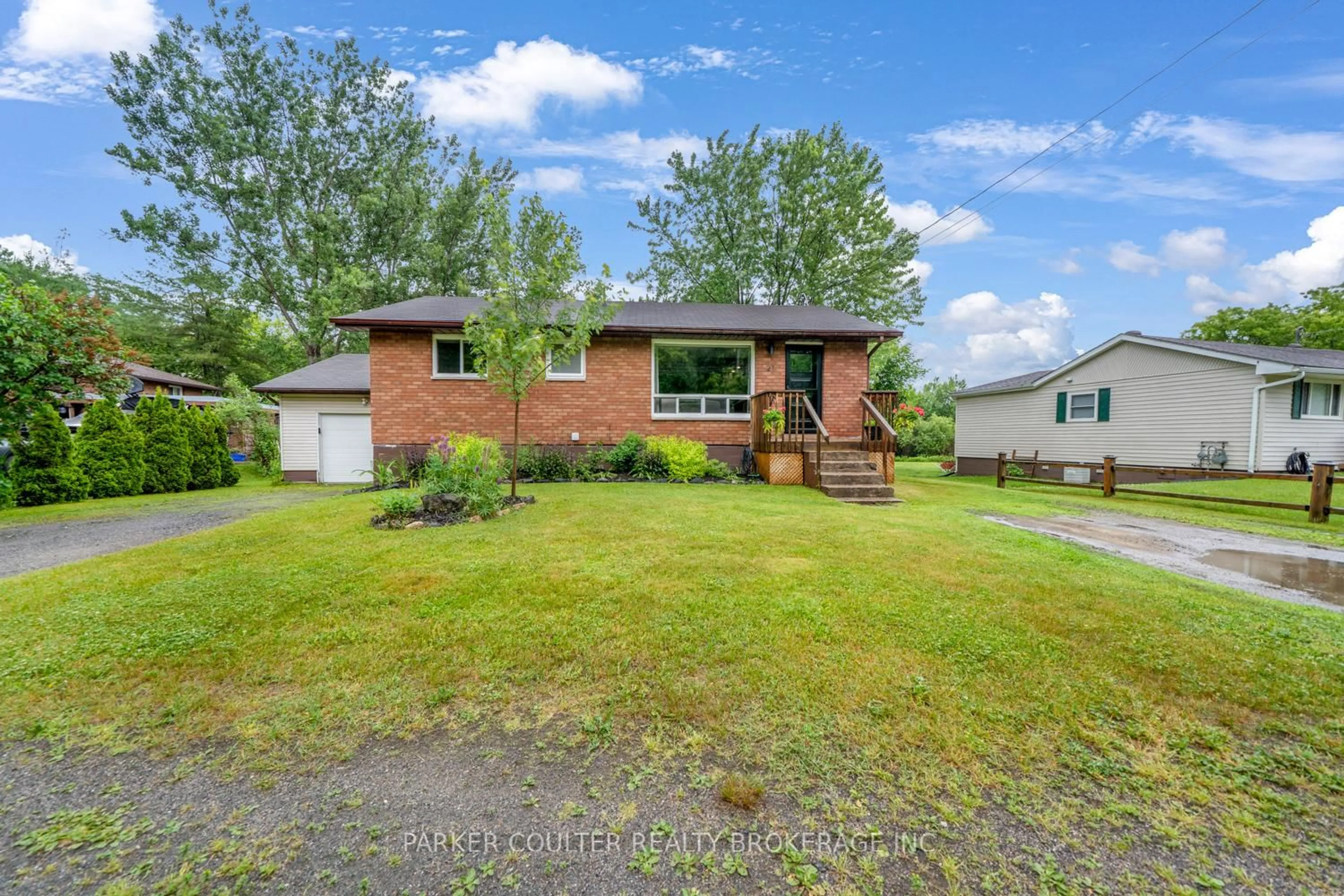 Home with brick exterior material, street for 21 Louisa St, Parry Sound Ontario P2A 2V3