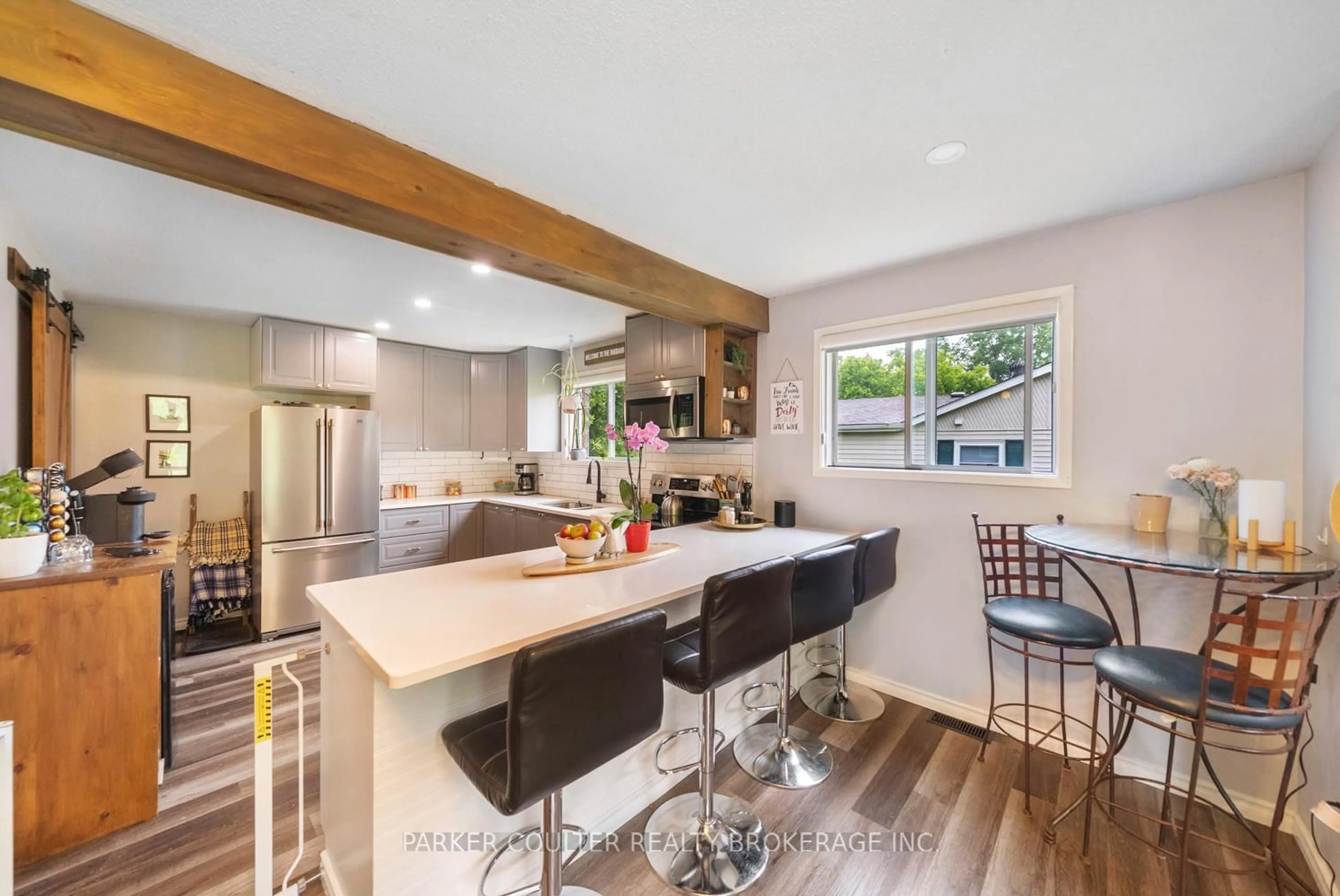 Open concept kitchen, unknown for 21 Louisa St, Parry Sound Ontario P2A 2V3