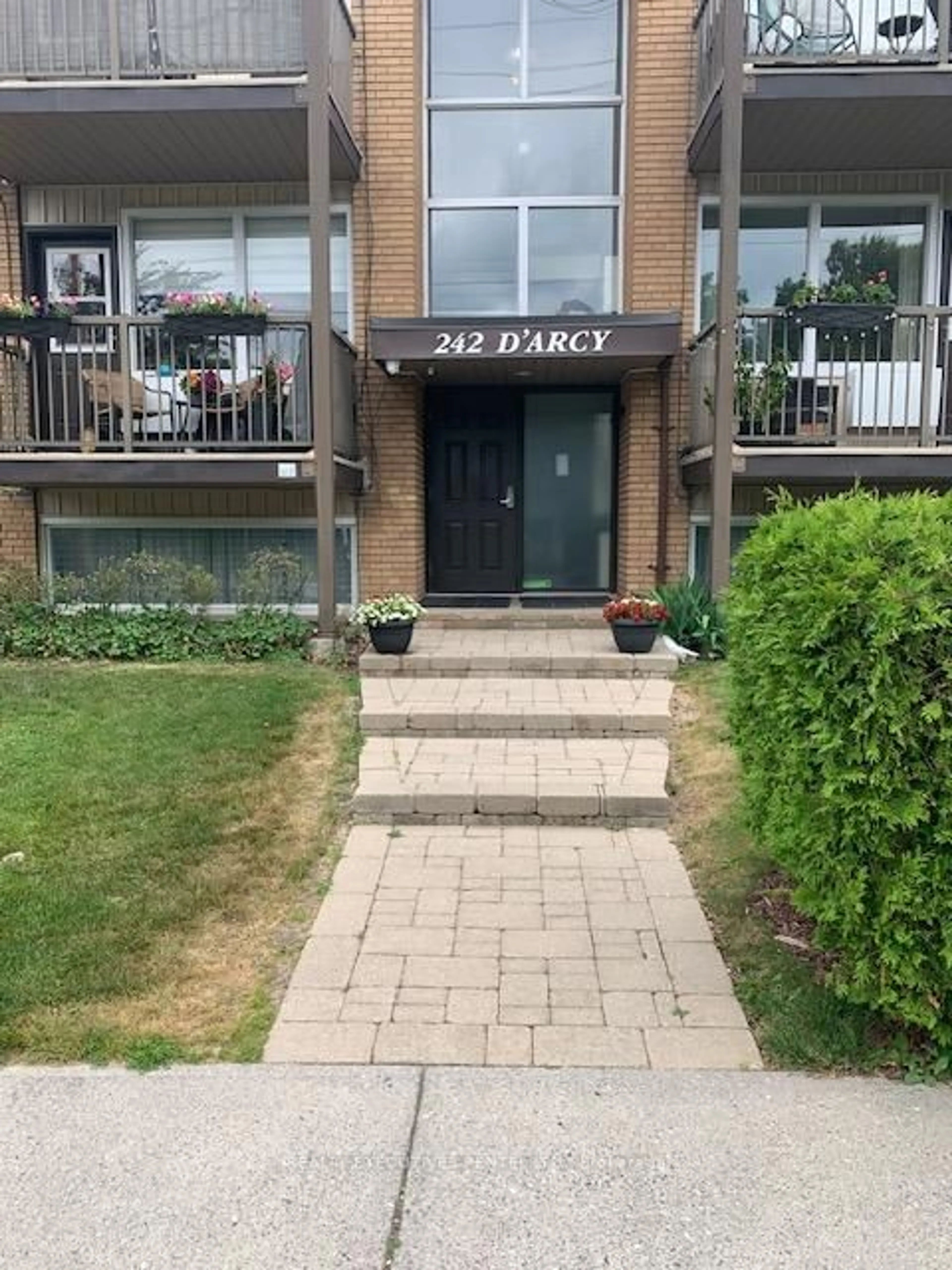 Unknown for 242 Darcy St #11, Cobourg Ontario K9A 4A3