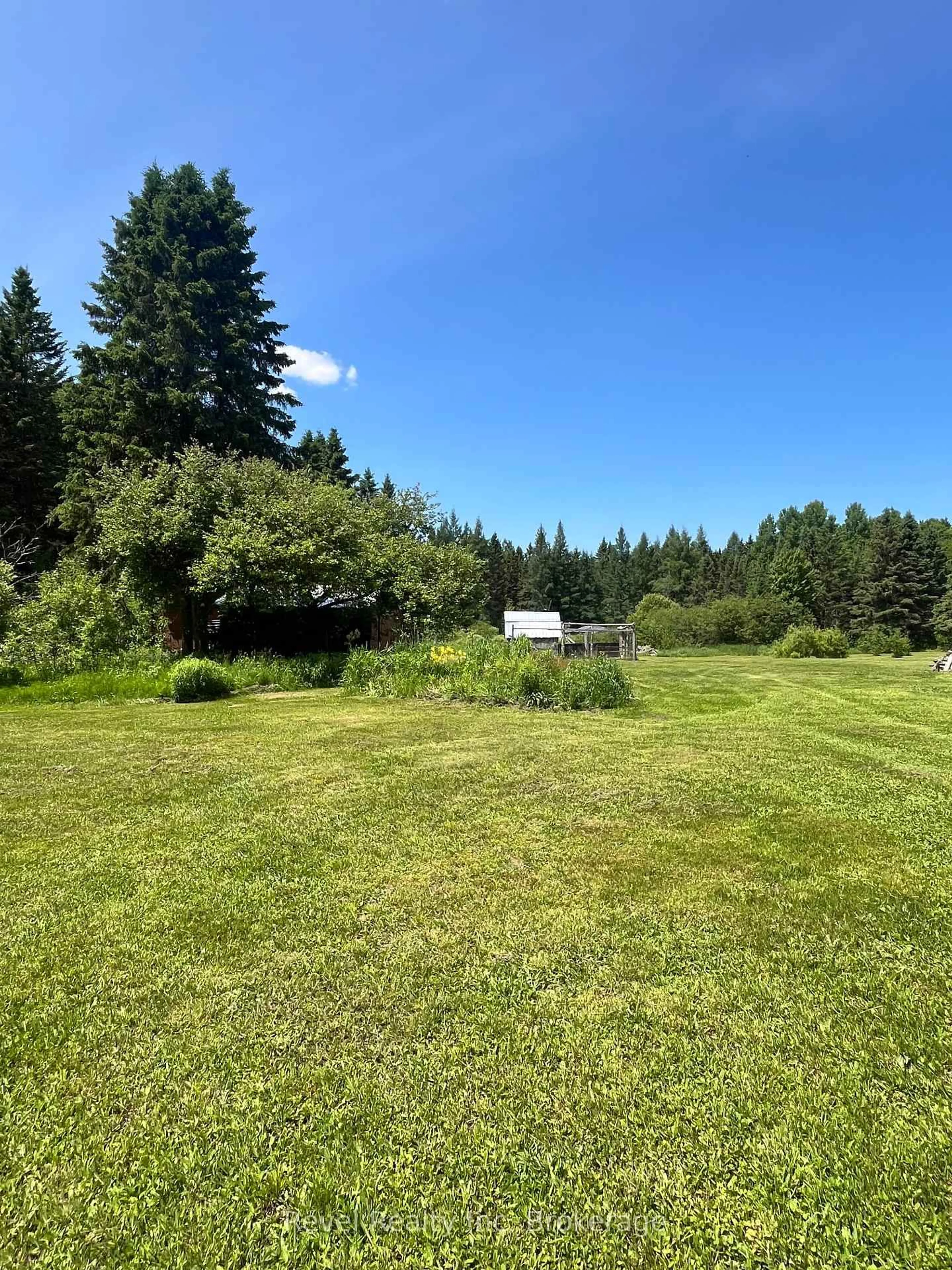 A pic from outside/outdoor area/front of a property/back of a property/a pic from drone, forest/trees view for 526 Star Lake Rd, Perry Ontario P0J 1A0