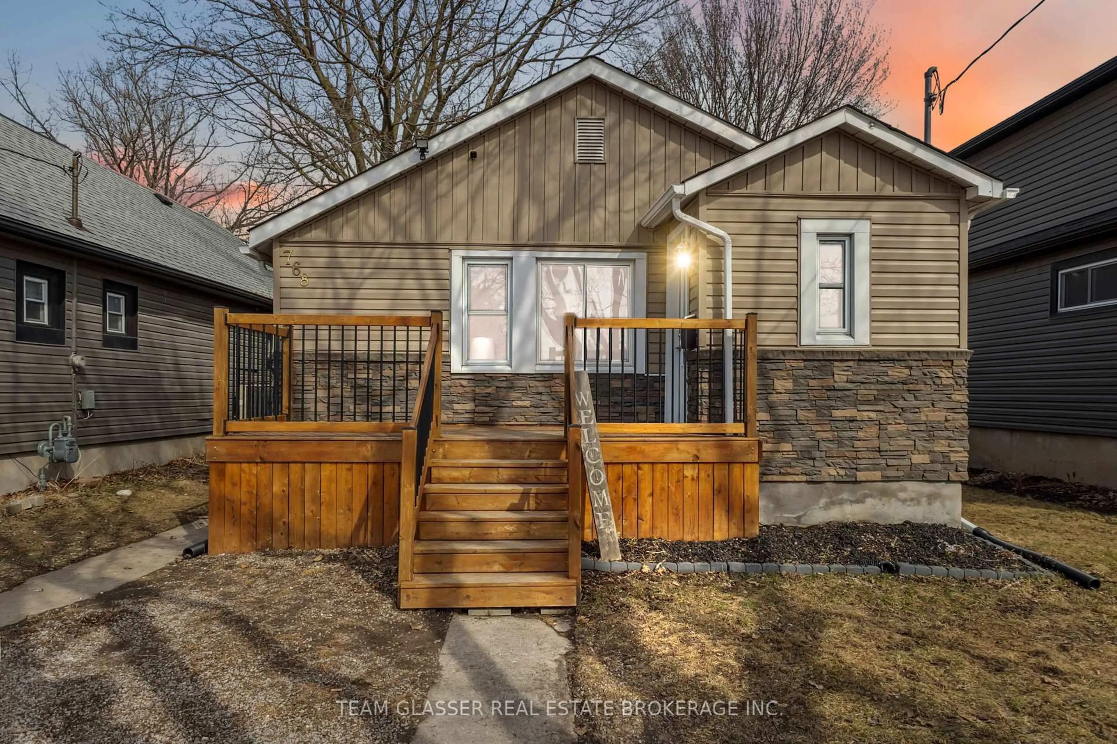 Unknown for 768 GLASGOW St, London East Ontario N5Y 1V9