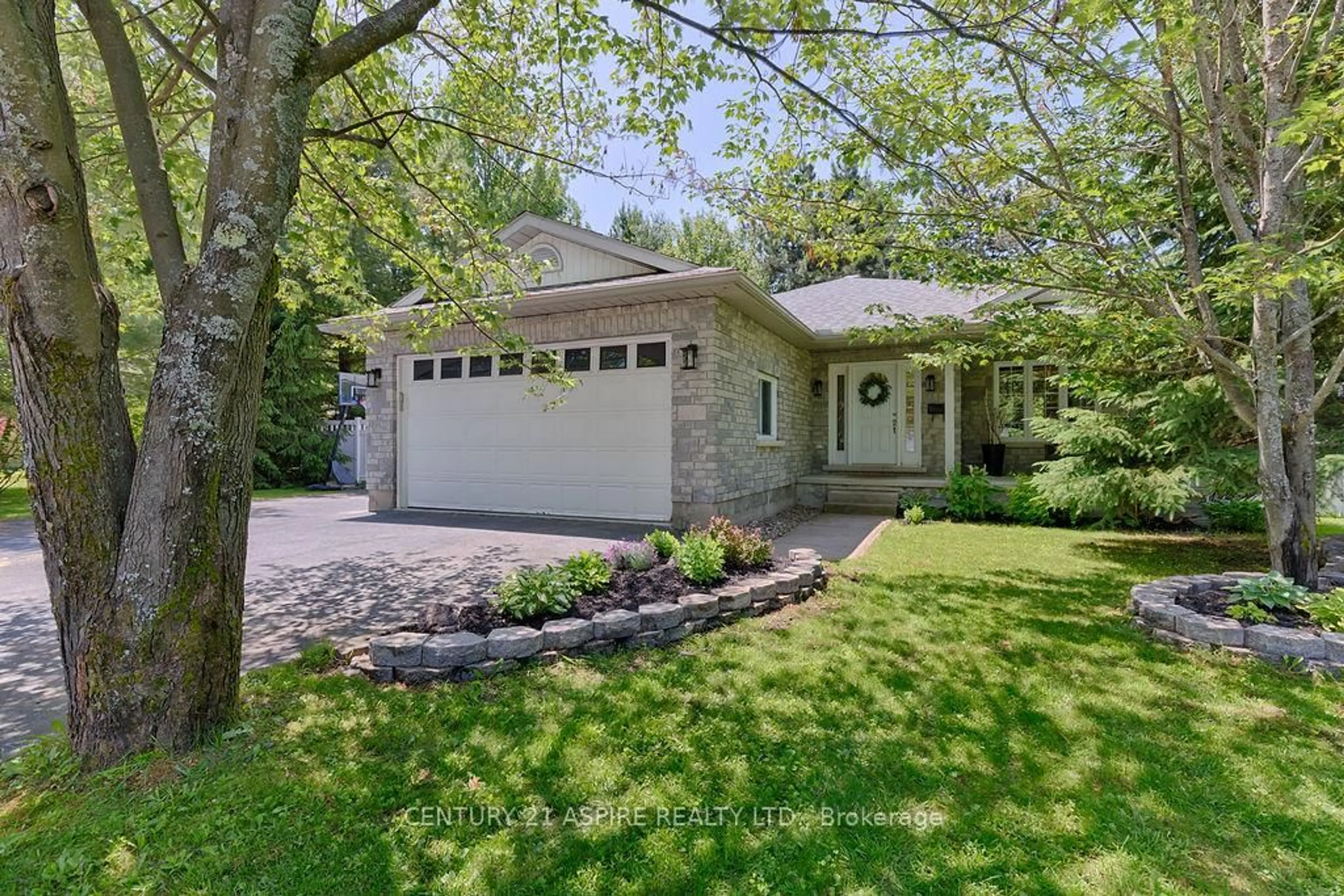 Unknown for 75 Laurentian Dr, Petawawa Ontario K8H 2M4