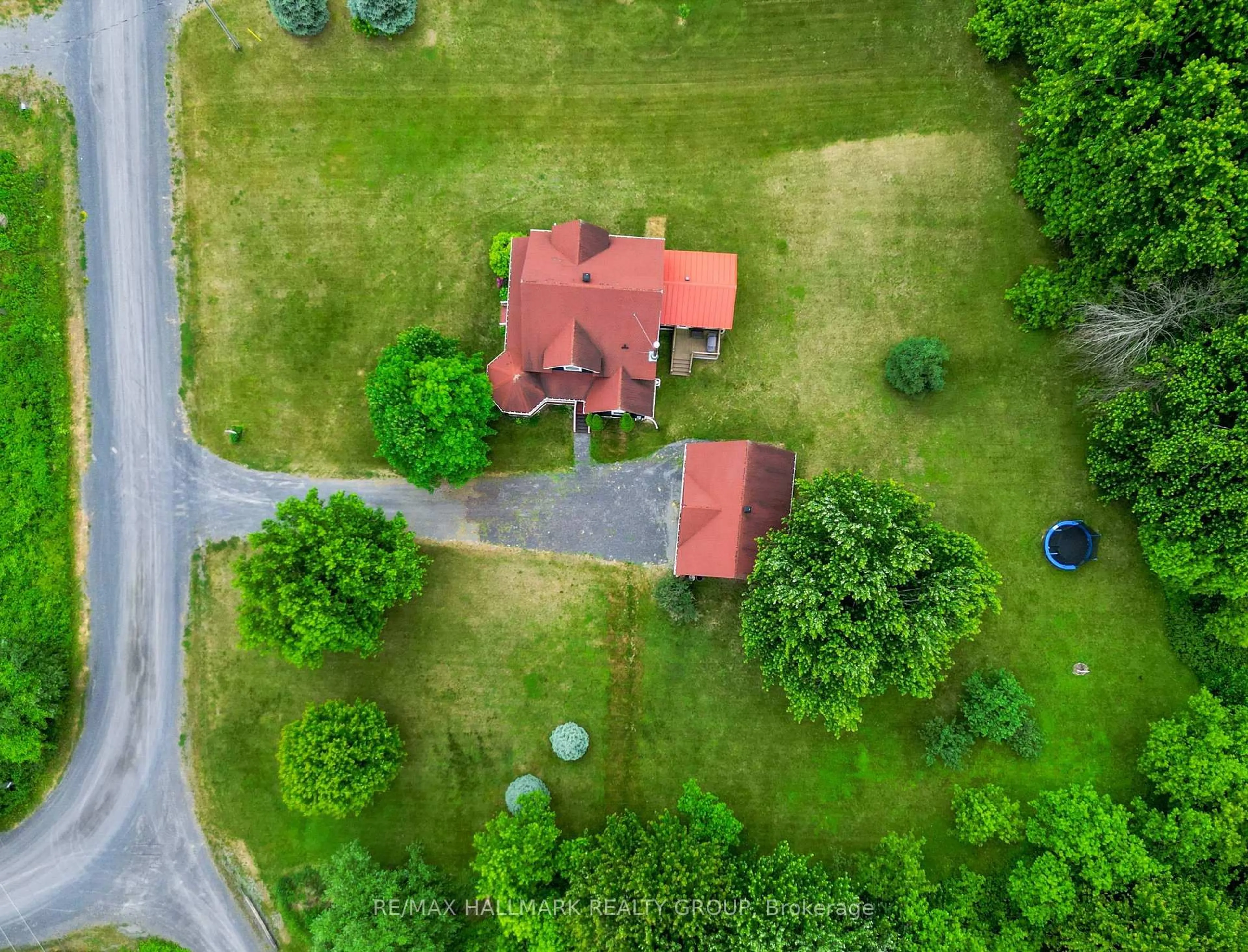 A pic from outside/outdoor area/front of a property/back of a property/a pic from drone, street for 21479 Maccuaig Dr, South Glengarry Ontario K0C 1E0