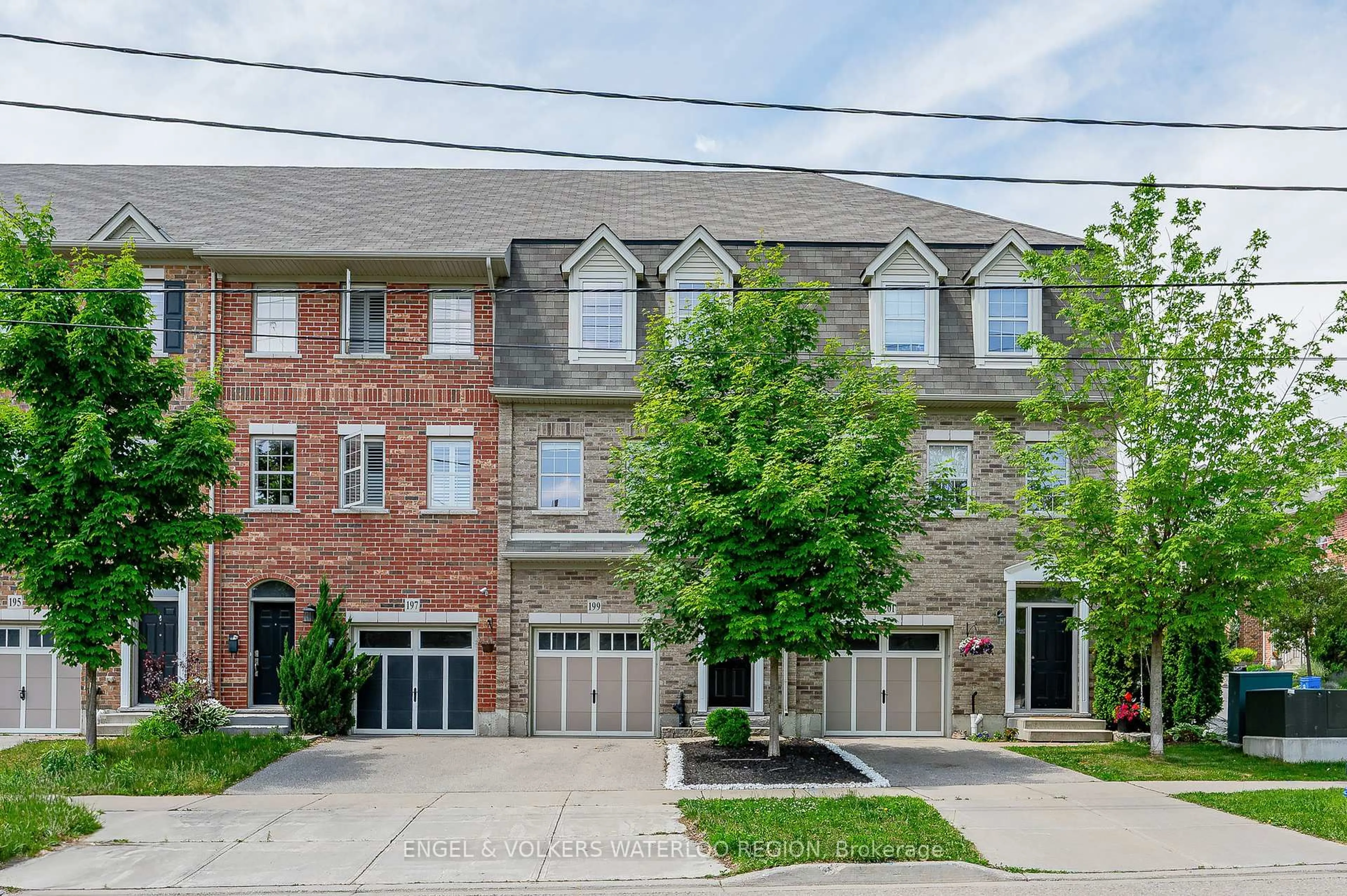 Home with brick exterior material, street for 199 St Leger St, Kitchener Ontario N2H 0B3