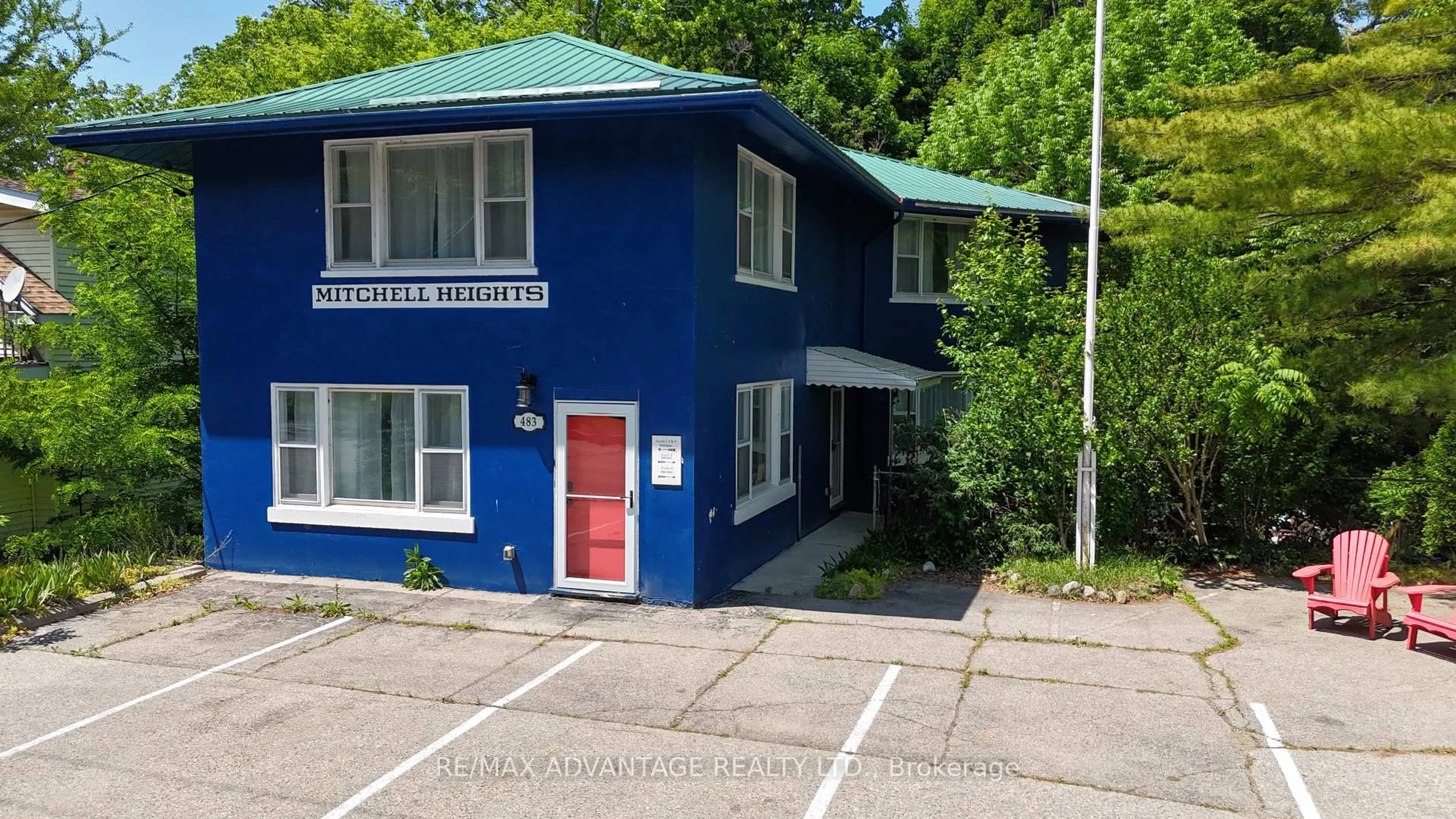 A pic from outside/outdoor area/front of a property/back of a property/a pic from drone, building for 483 George St, Central Elgin Ontario N5L 1H1