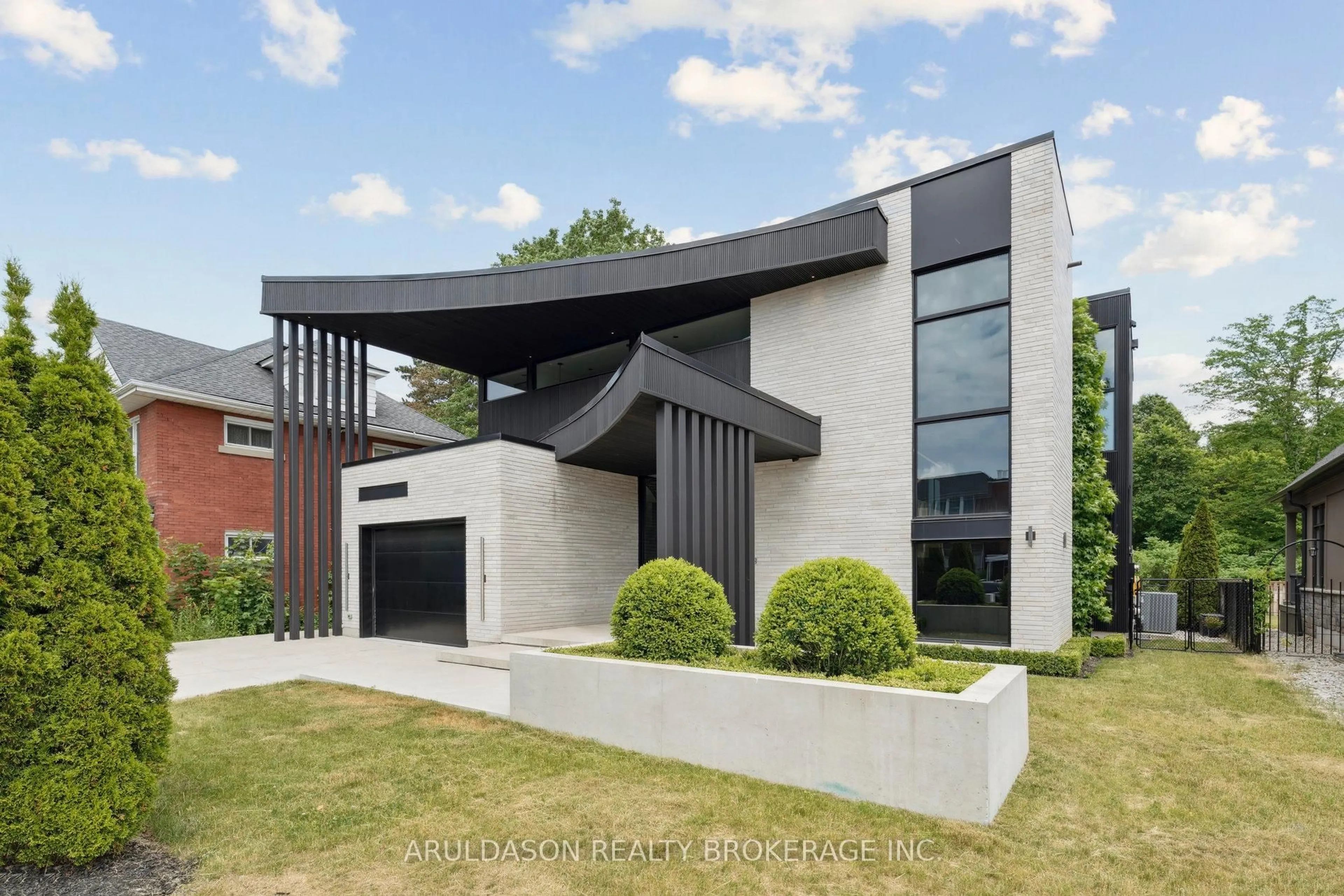 Home with brick exterior material, building for 1135 Balfour St, Pelham Ontario L0S 1C0