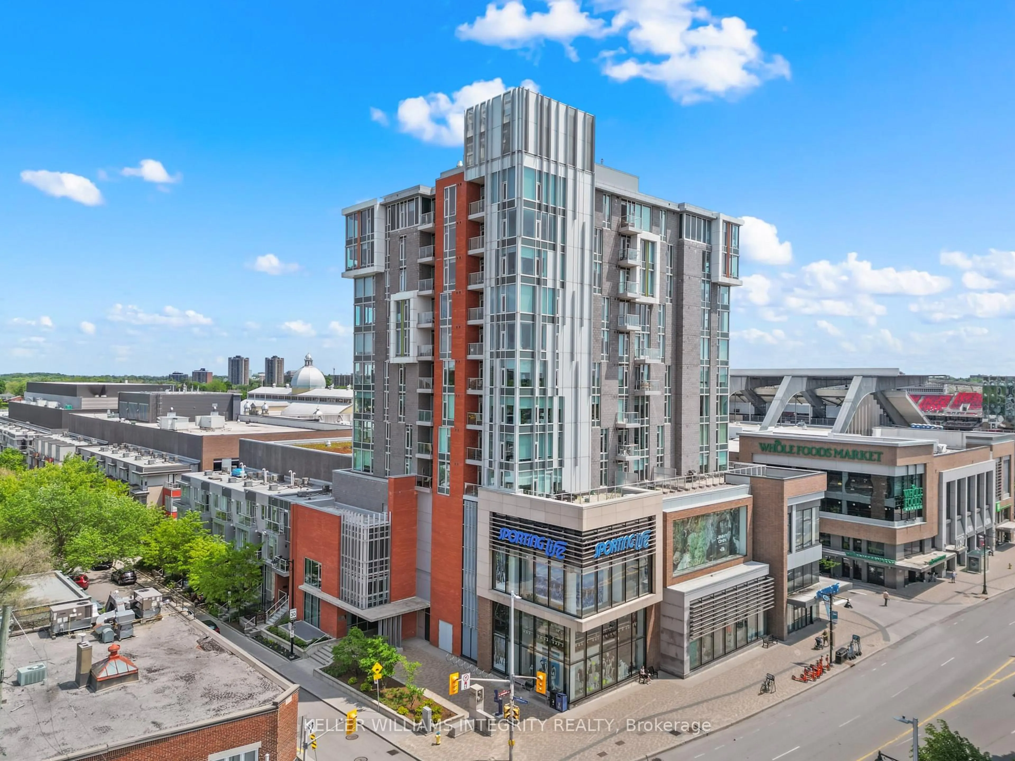 A pic from outside/outdoor area/front of a property/back of a property/a pic from drone, city buildings view from balcony for 118 Holmwood Ave #1107, Ottawa Ontario K1S 5J5