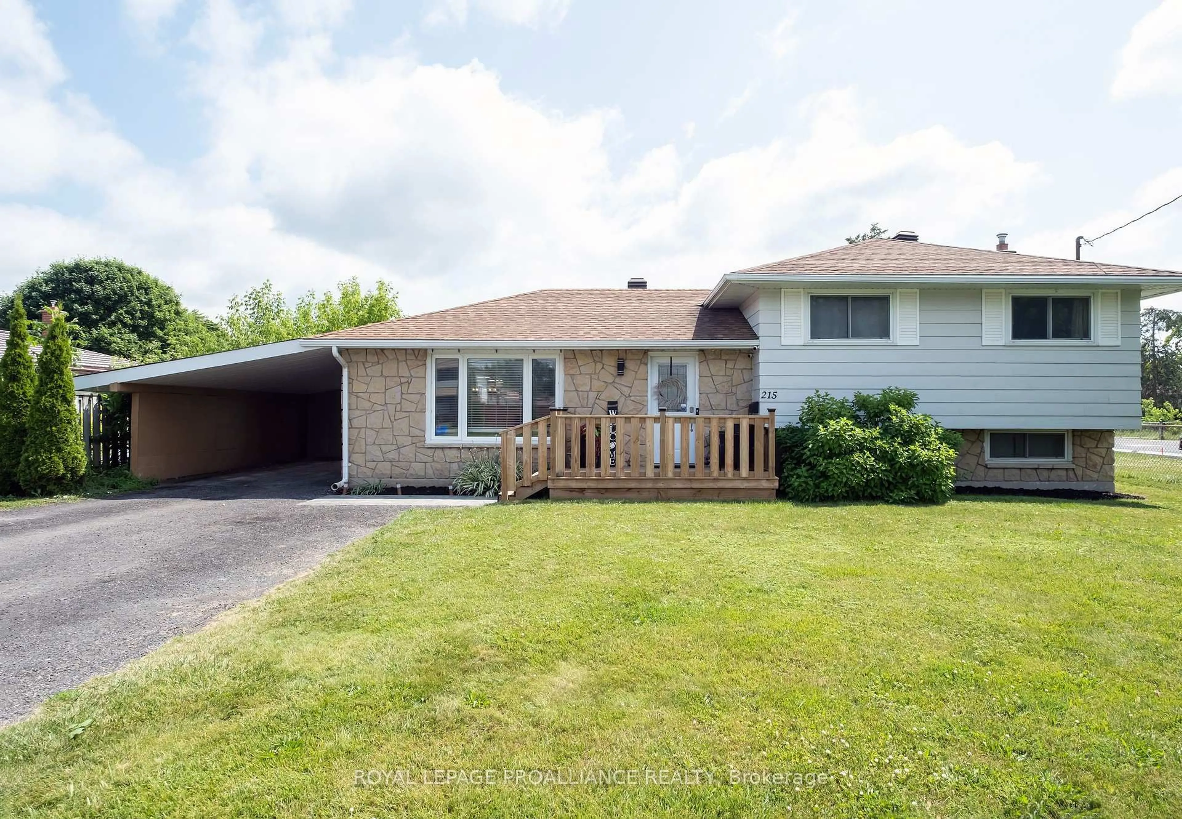 Unknown for 215 Haig Rd, Belleville Ontario K8N 4P5
