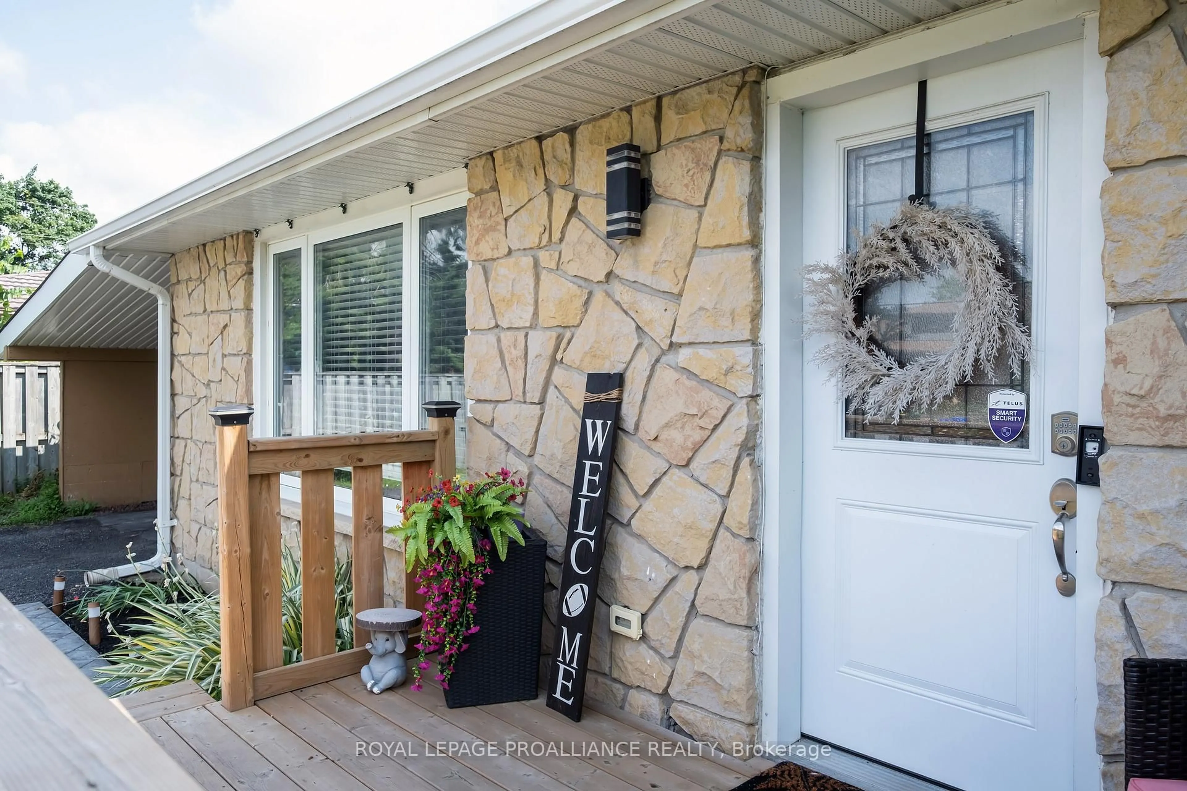 Unknown for 215 Haig Rd, Belleville Ontario K8N 4P5