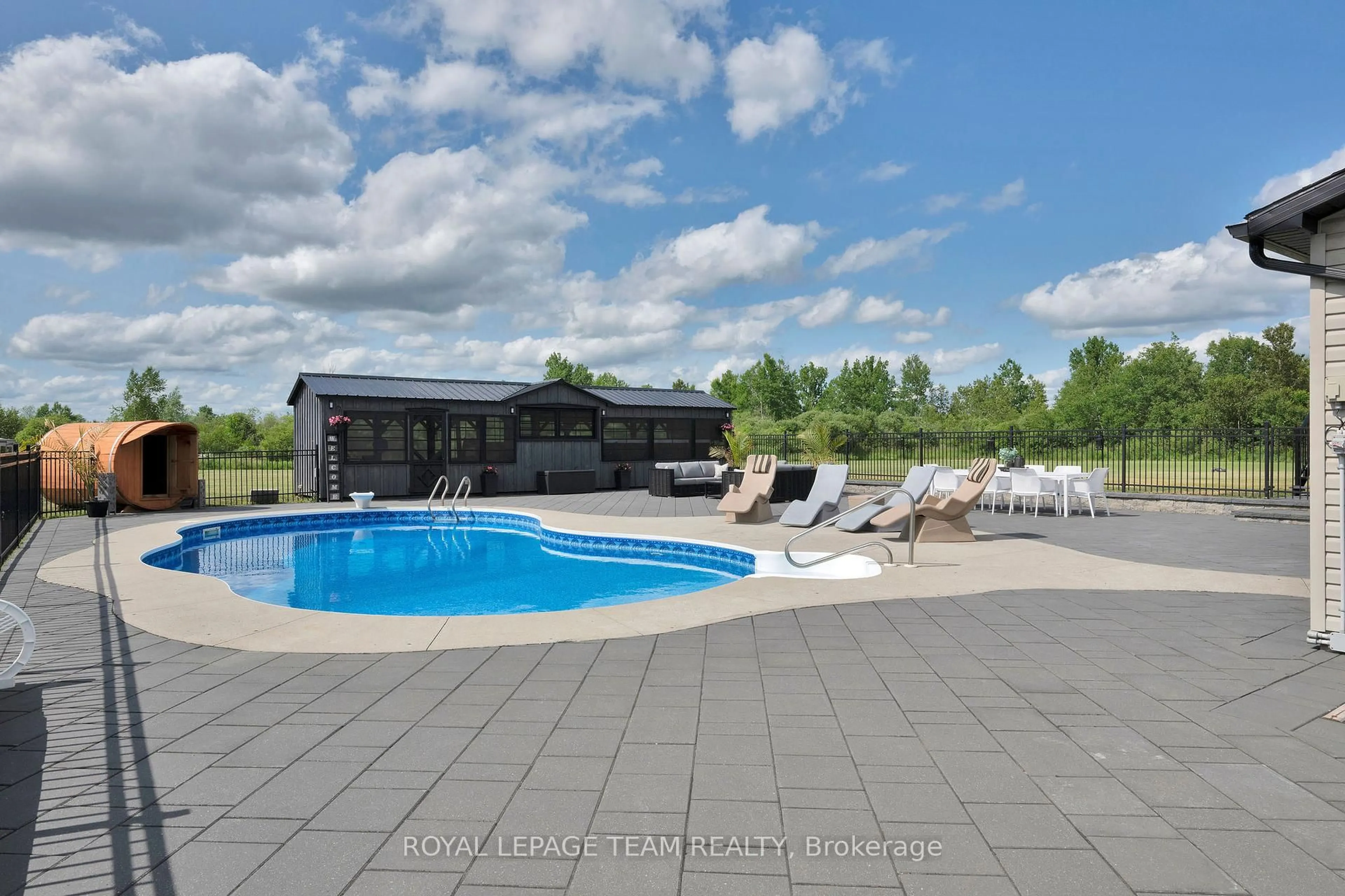 Pool for 883 Craig Rd, North Grenville Ontario K0G 1S0