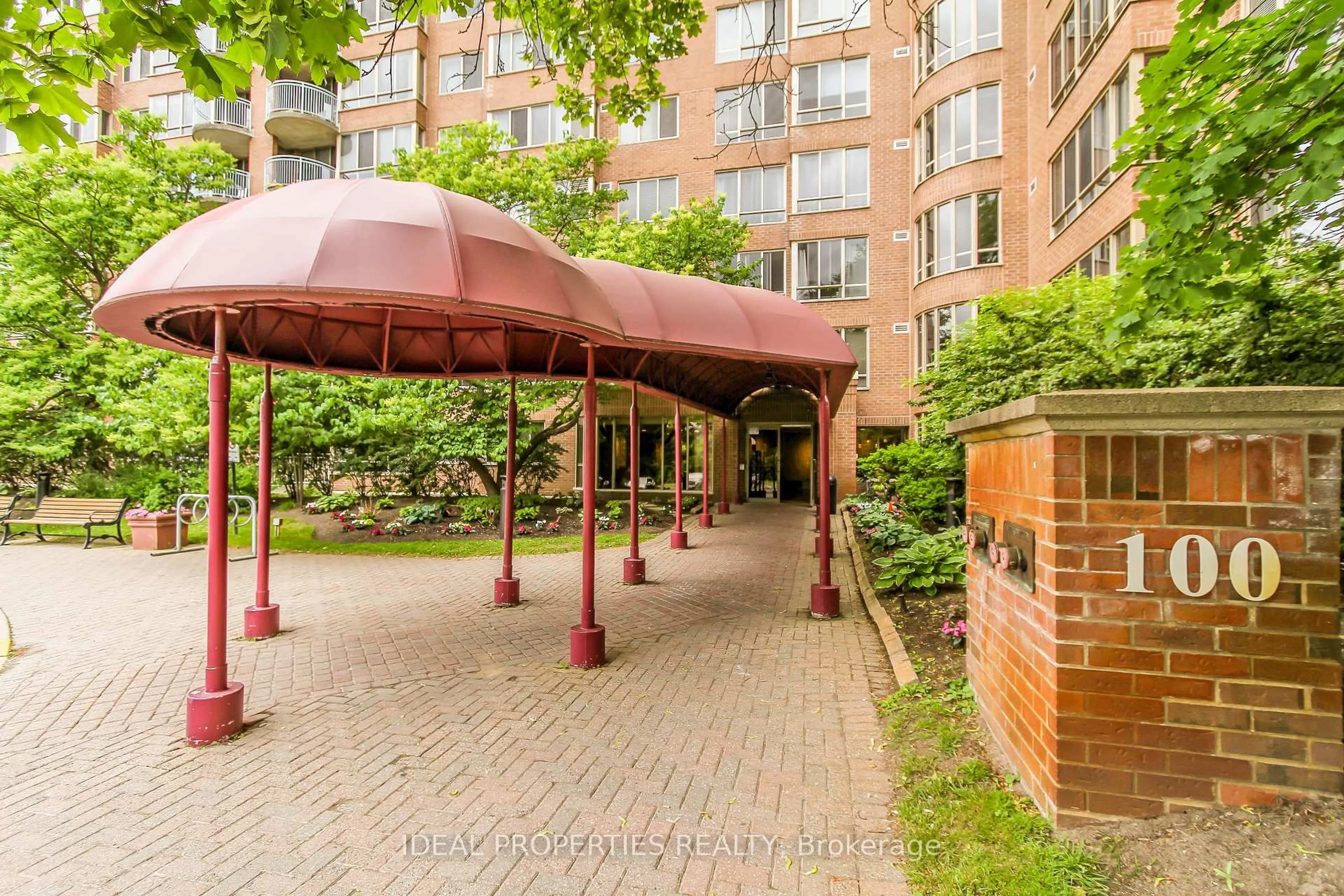 Patio, unknown for 100 Grant Carman Dr #809, Ottawa Ontario K2E 8B8