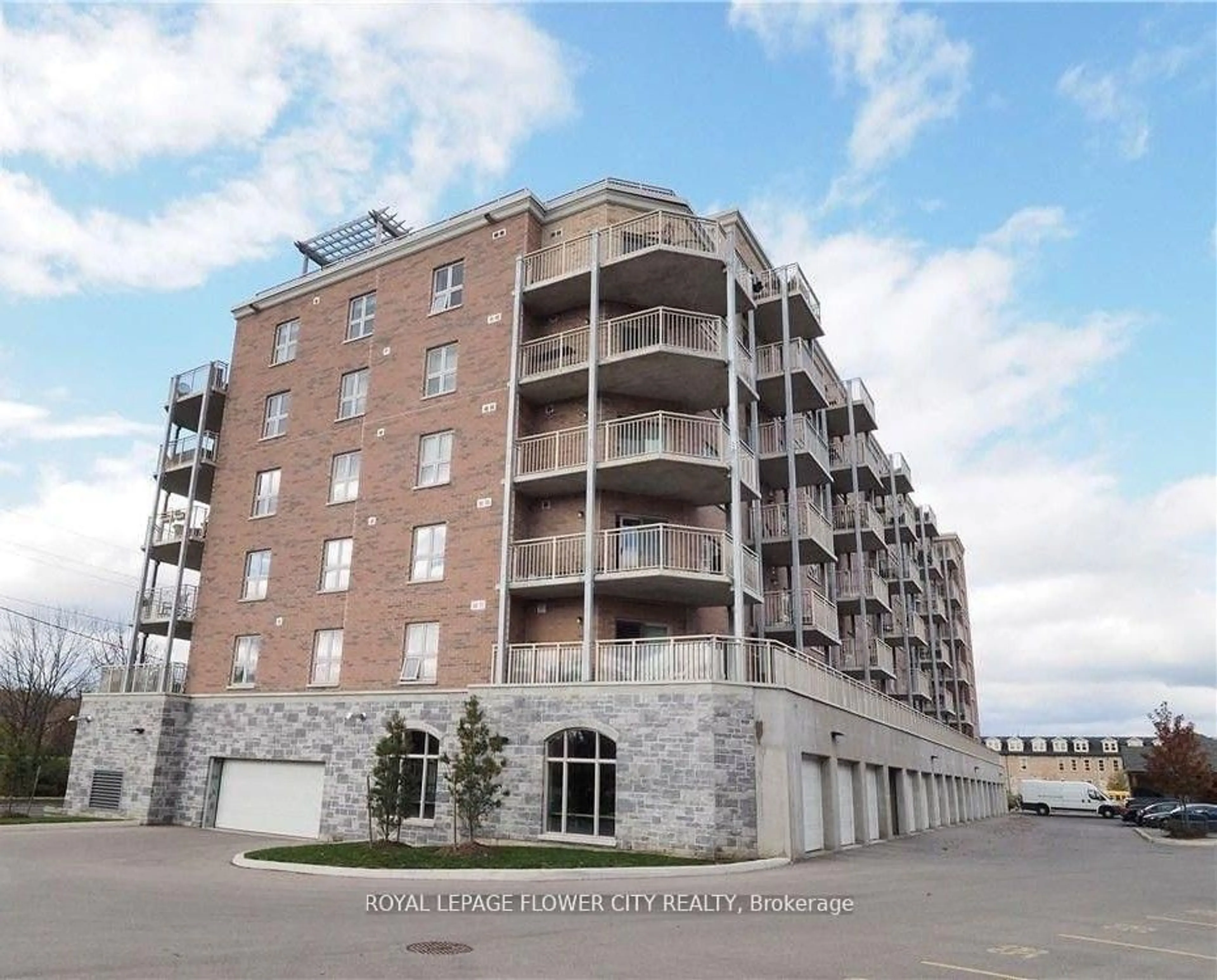 Unknown for 155 Water St #206, Cambridge Ontario N1R 3E3
