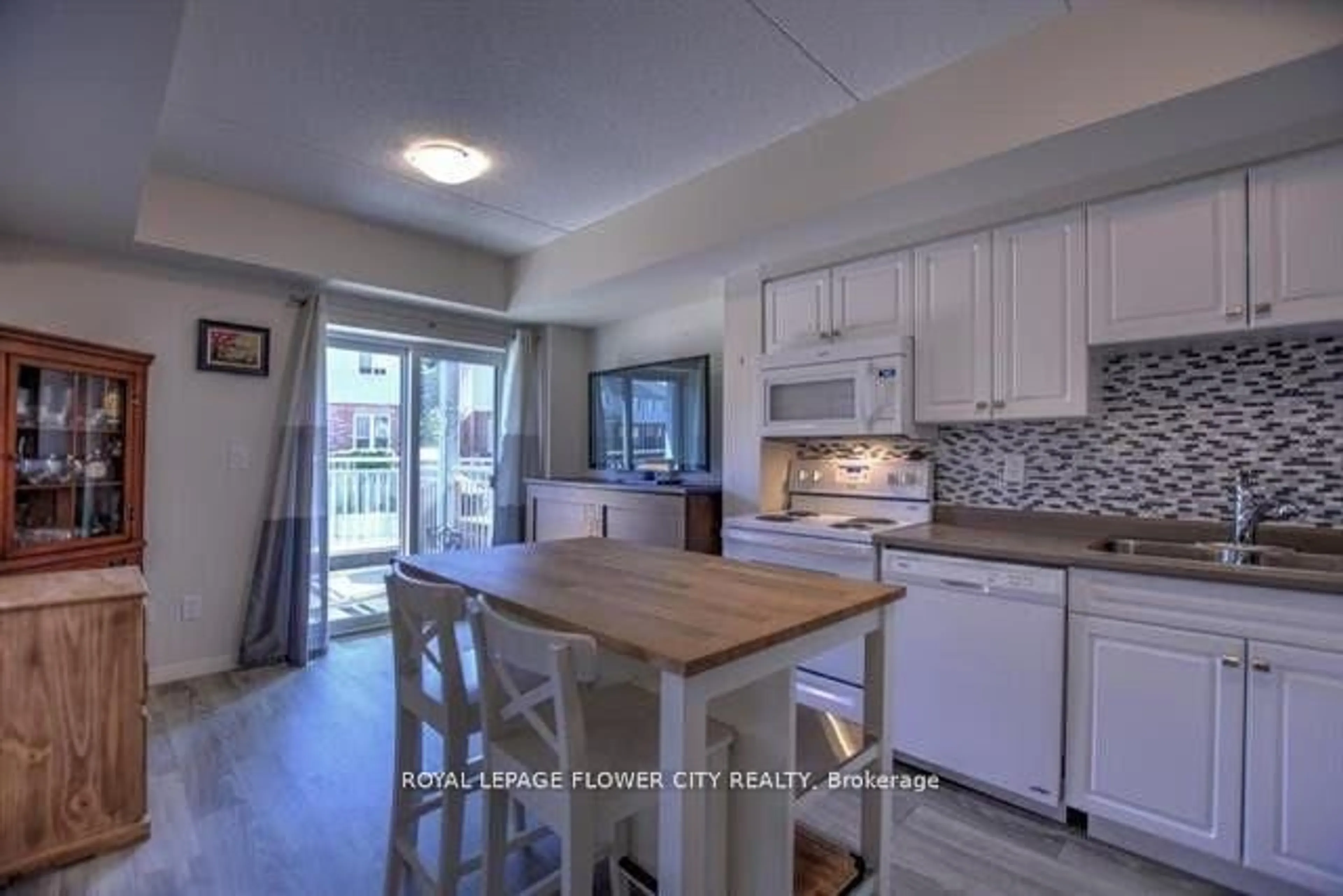 Open concept kitchen, unknown for 155 Water St #206, Cambridge Ontario N1R 3E3