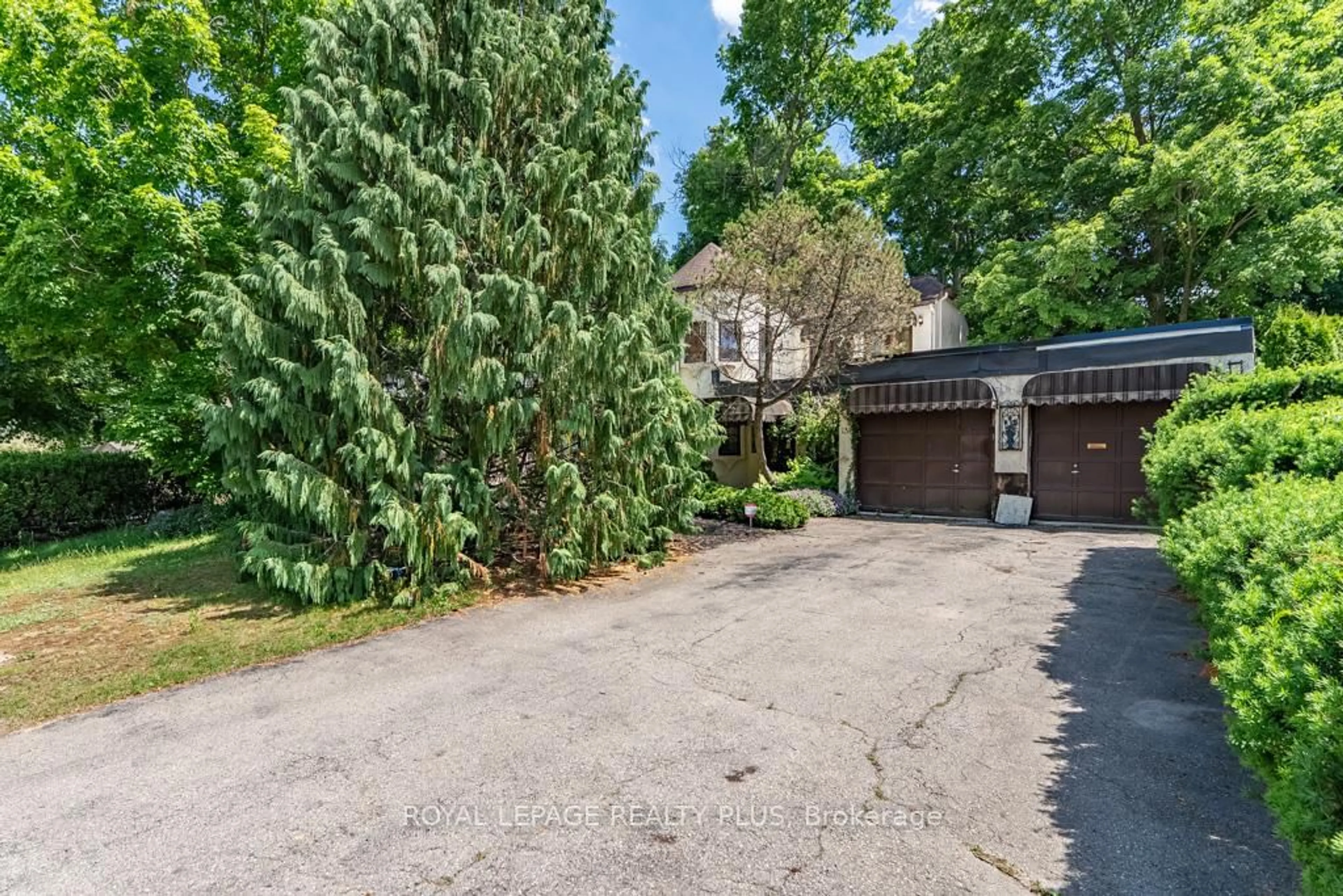 Unknown for 131 Gunn Ave, Cambridge Ontario N3C 2Z5