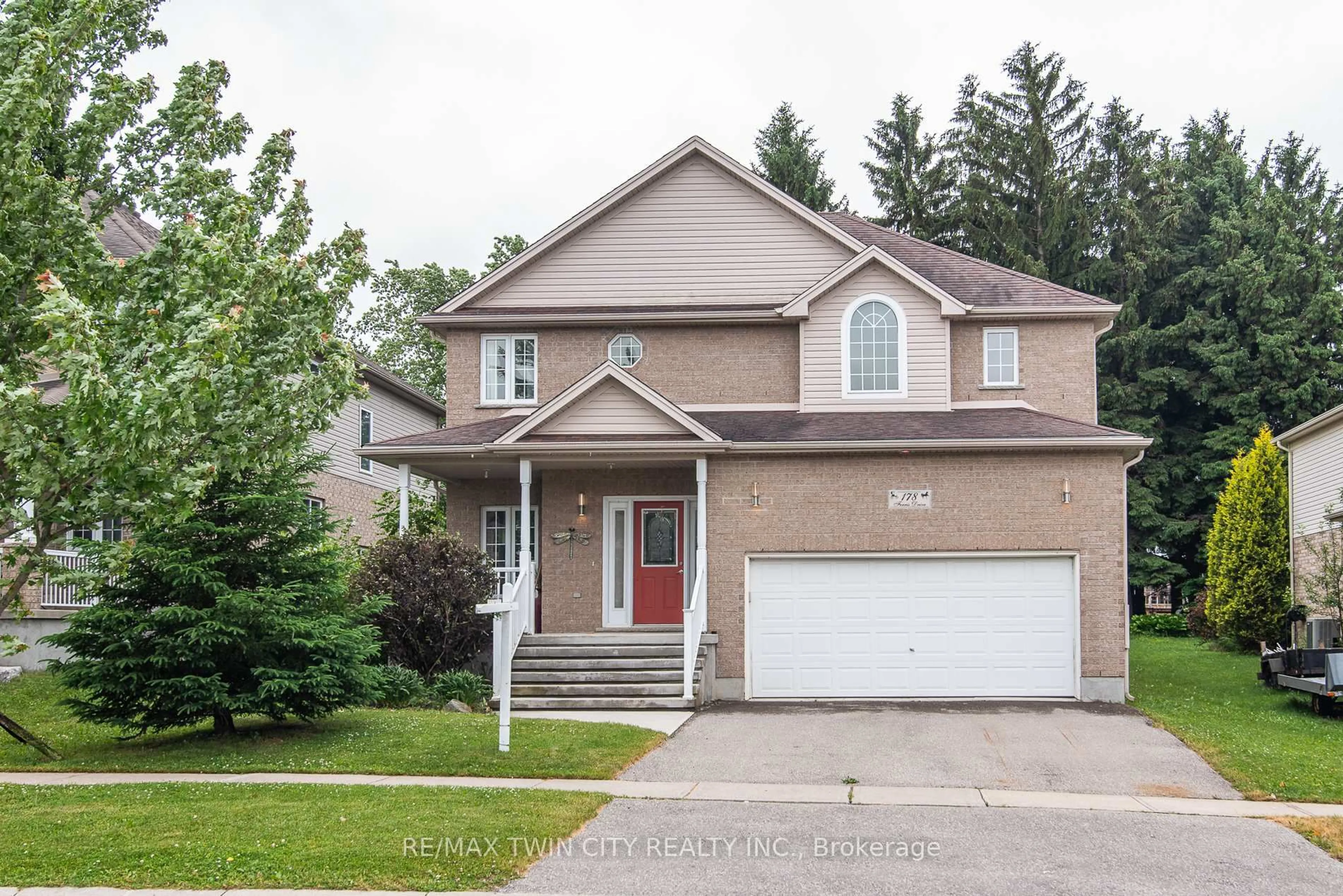 Home with vinyl exterior material, street for 178 Ferris Dr, Wellesley Ontario N0B 2T0