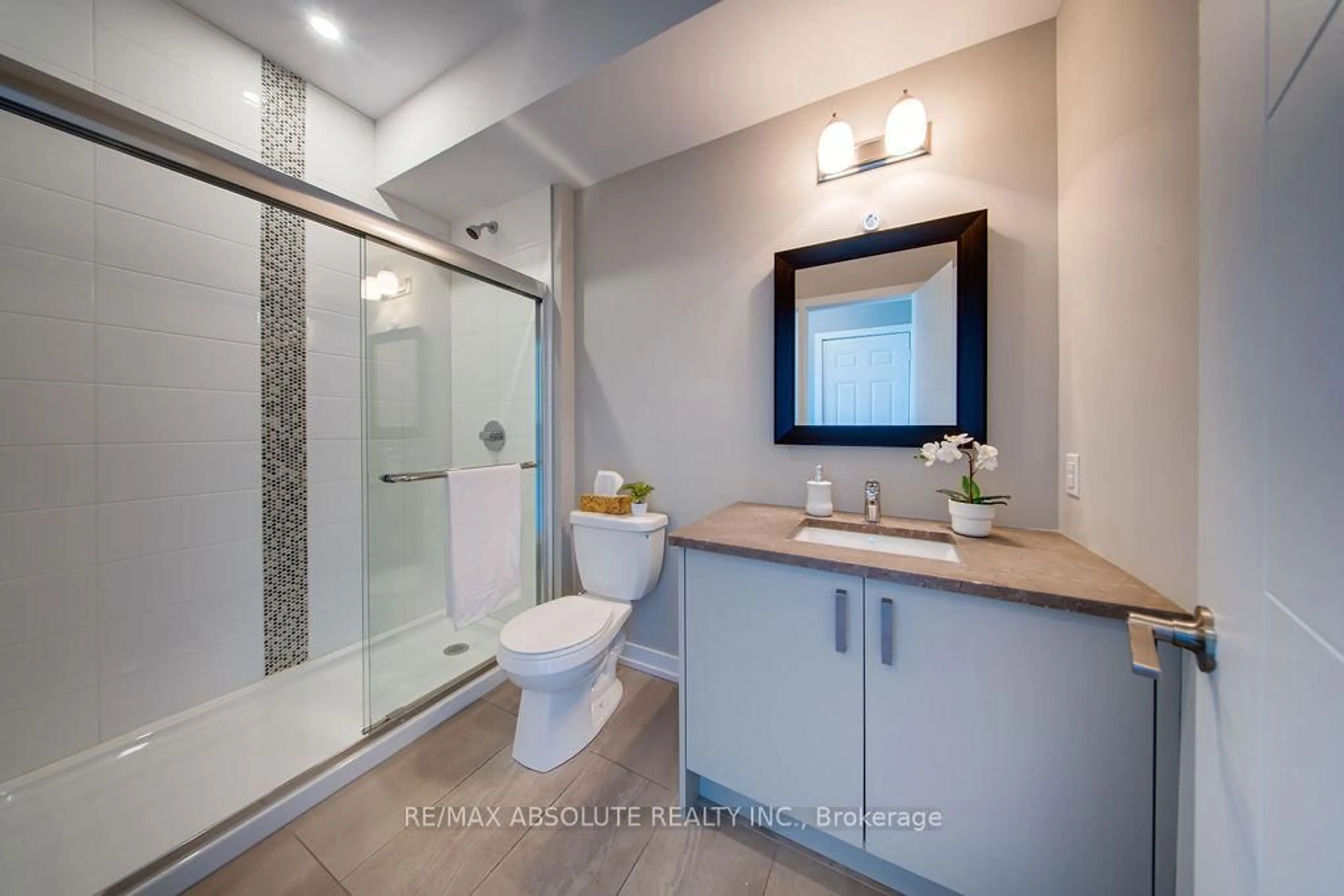 Contemporary bathroom, ceramic/tile floor for 2 C Railway St, Ottawa Ontario K1S 4N9