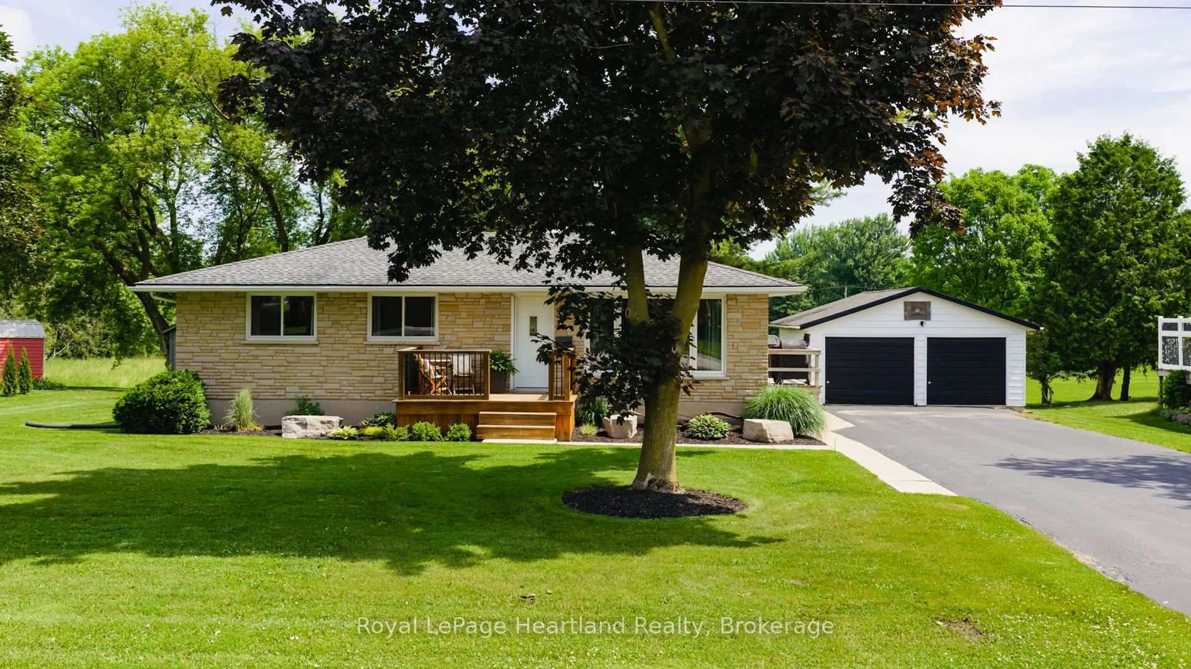 Home with vinyl exterior material, street for 31 North St, Huron East Ontario N0K 1G0