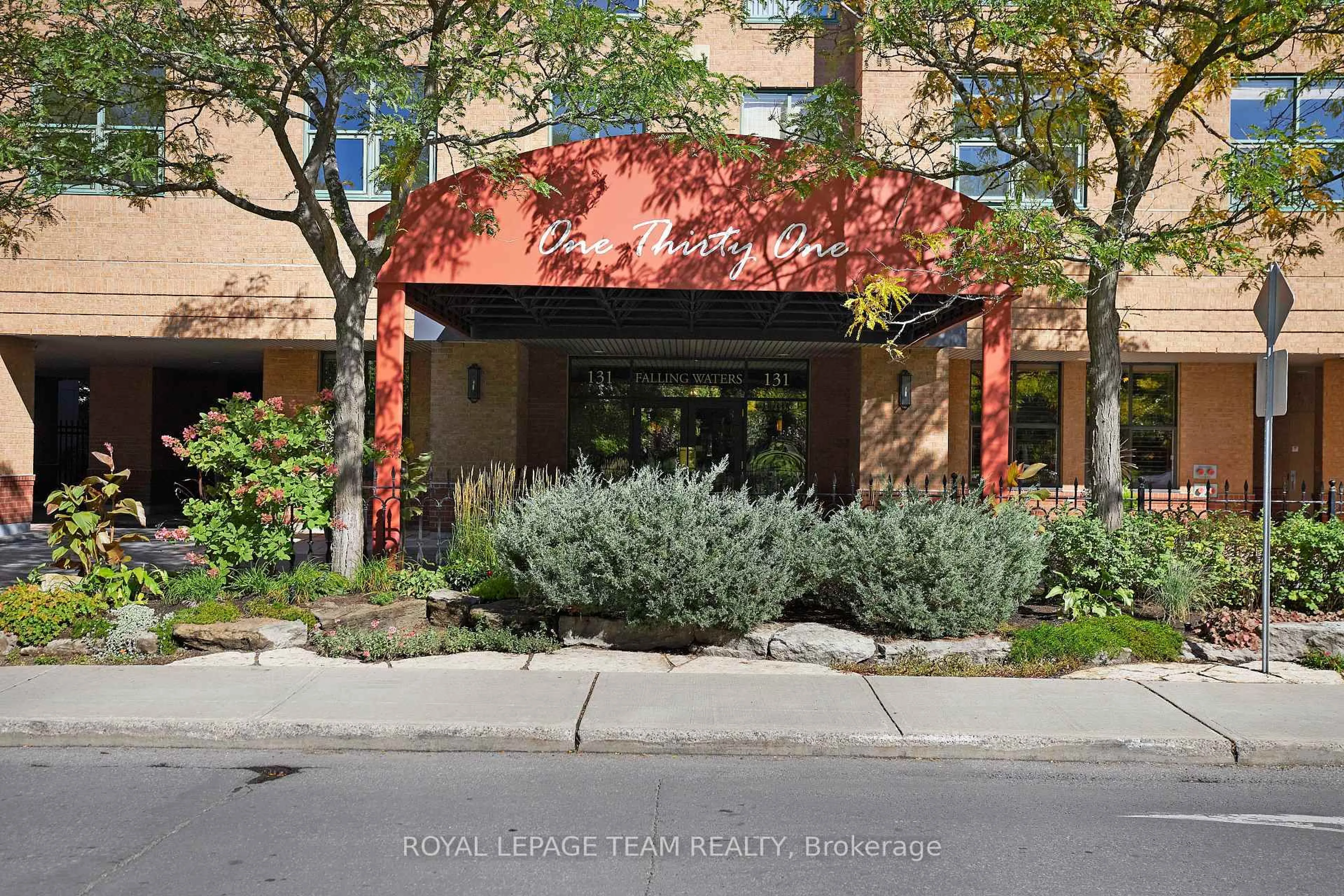 Unknown for 131 Wurtemburg St #PH1, Ottawa Ontario K1N 1J2