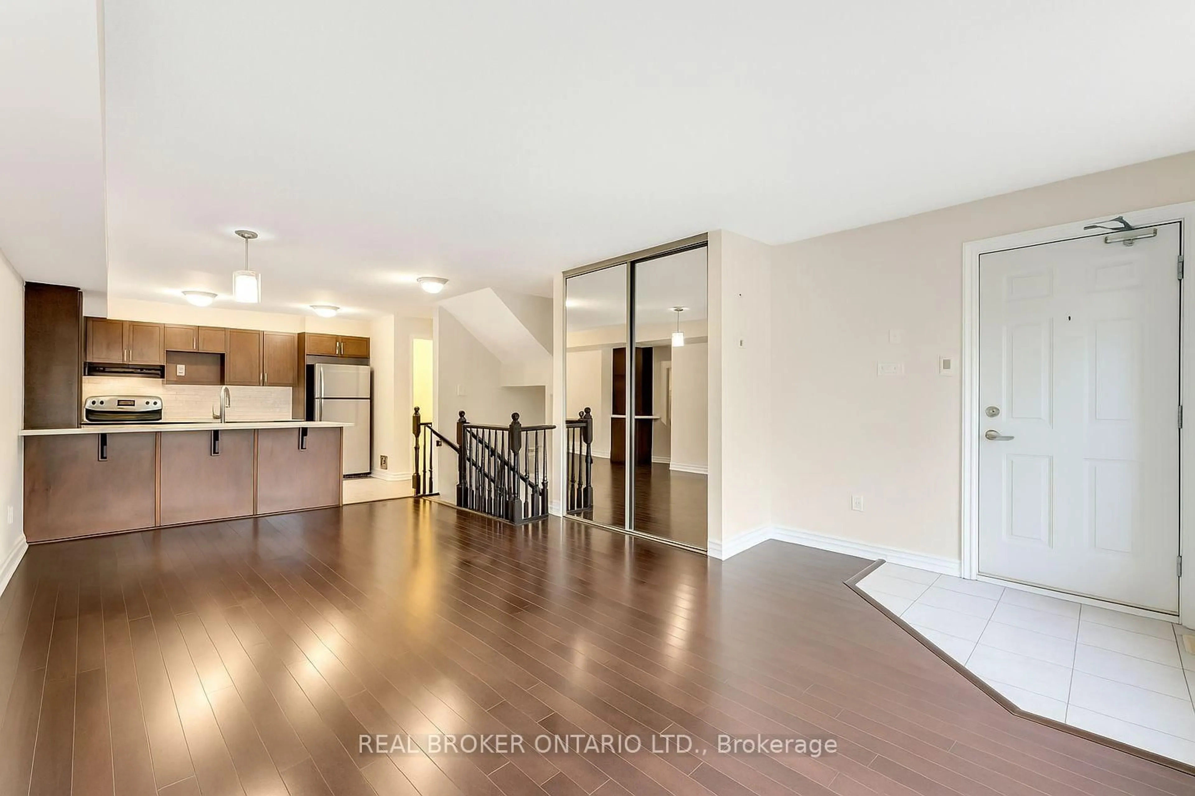 Unknown for 778 Chapman Mills Dr #37, Ottawa Ontario K2J 3V2
