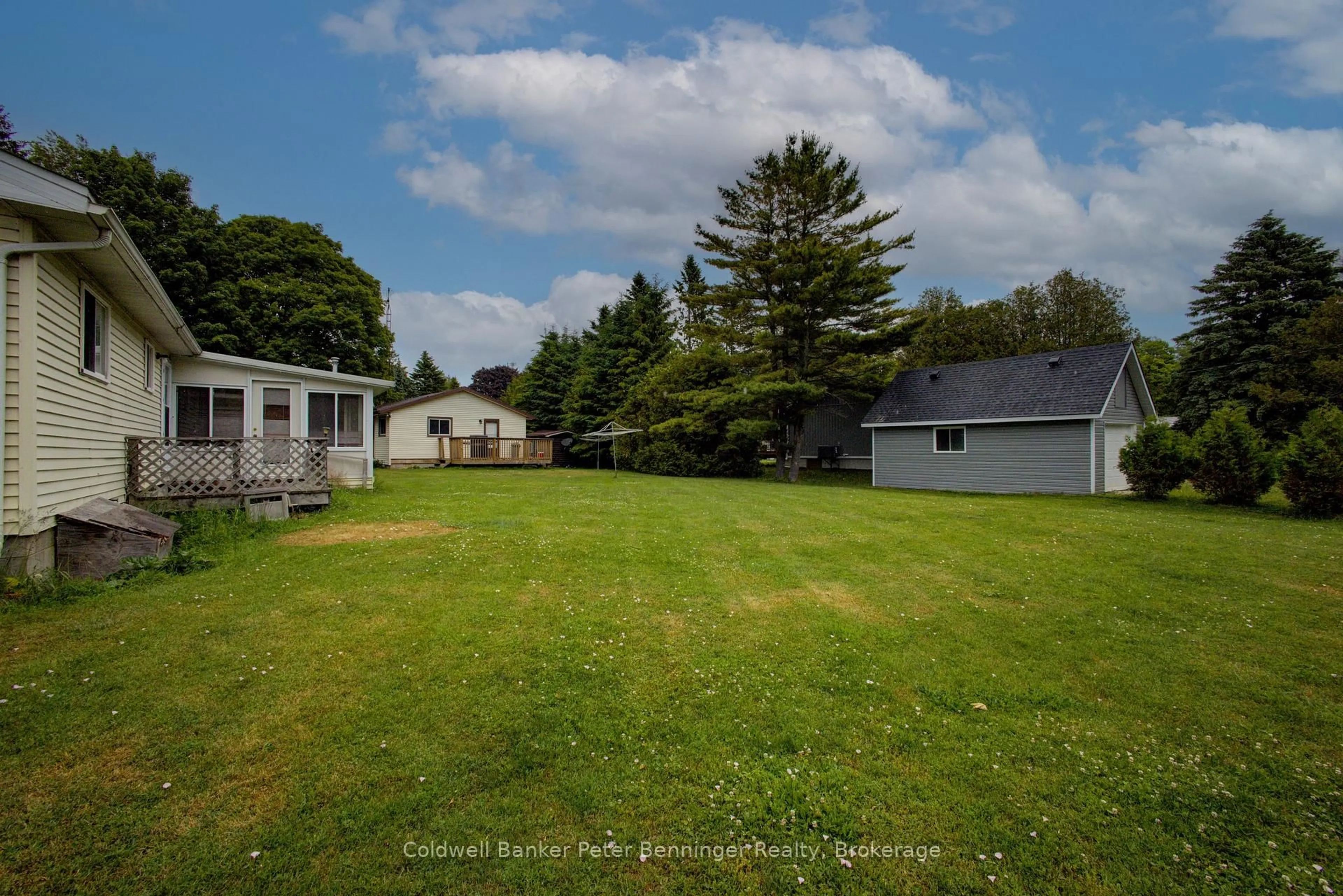 A pic from outside/outdoor area/front of a property/back of a property/a pic from drone, water/lake/river/ocean view for 300 Sauk Crt, Huron-Kinloss Ontario N0G 2R0