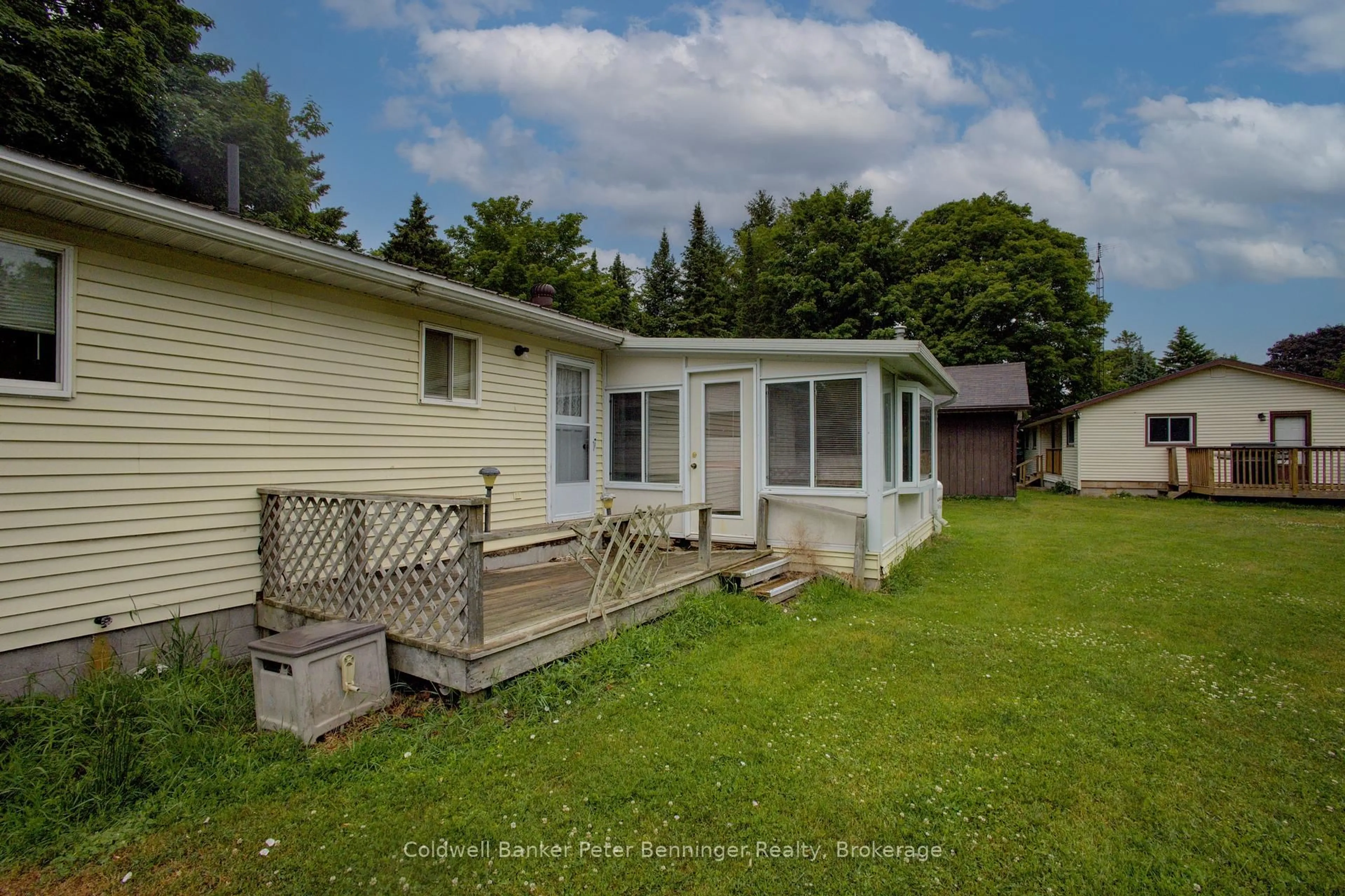 Unknown for 300 Sauk Crt, Huron-Kinloss Ontario N0G 2R0