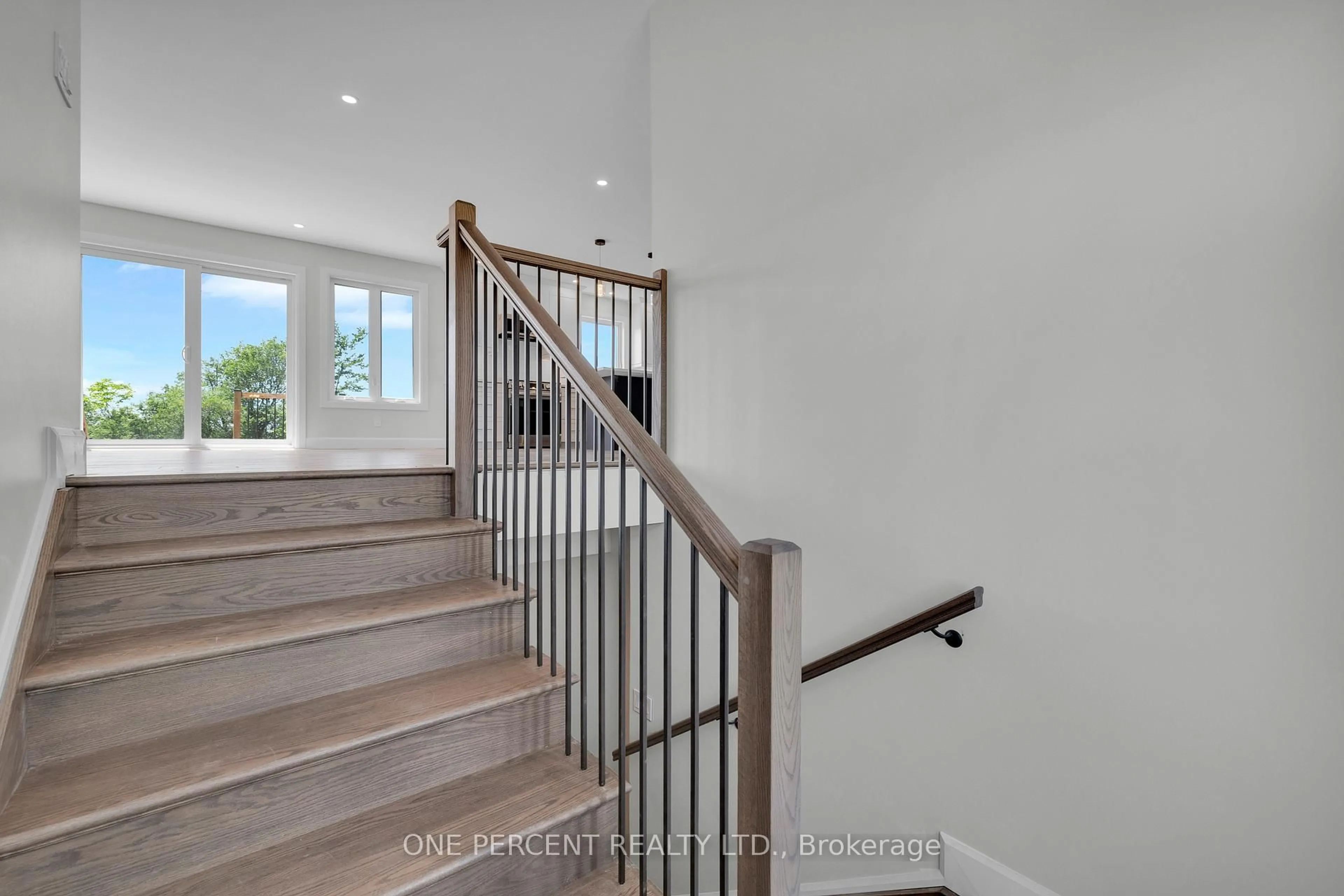 Stairs for 449 Wood Rd, Smiths Falls Ontario K7A 5B8