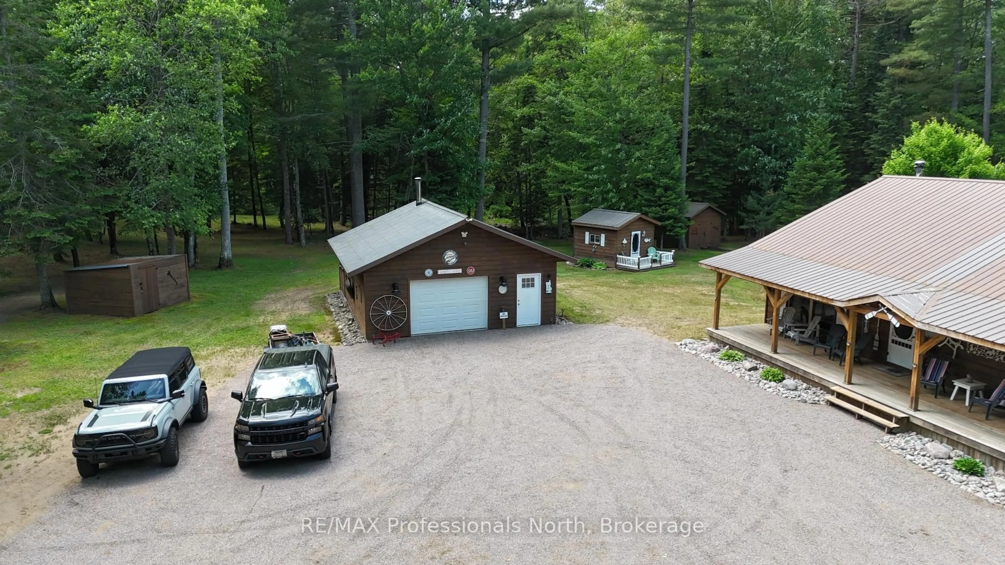 A pic from outside/outdoor area/front of a property/back of a property/a pic from drone, unknown for 3951 Elephant Lake Rd, Dysart et al Ontario K0L 1X0
