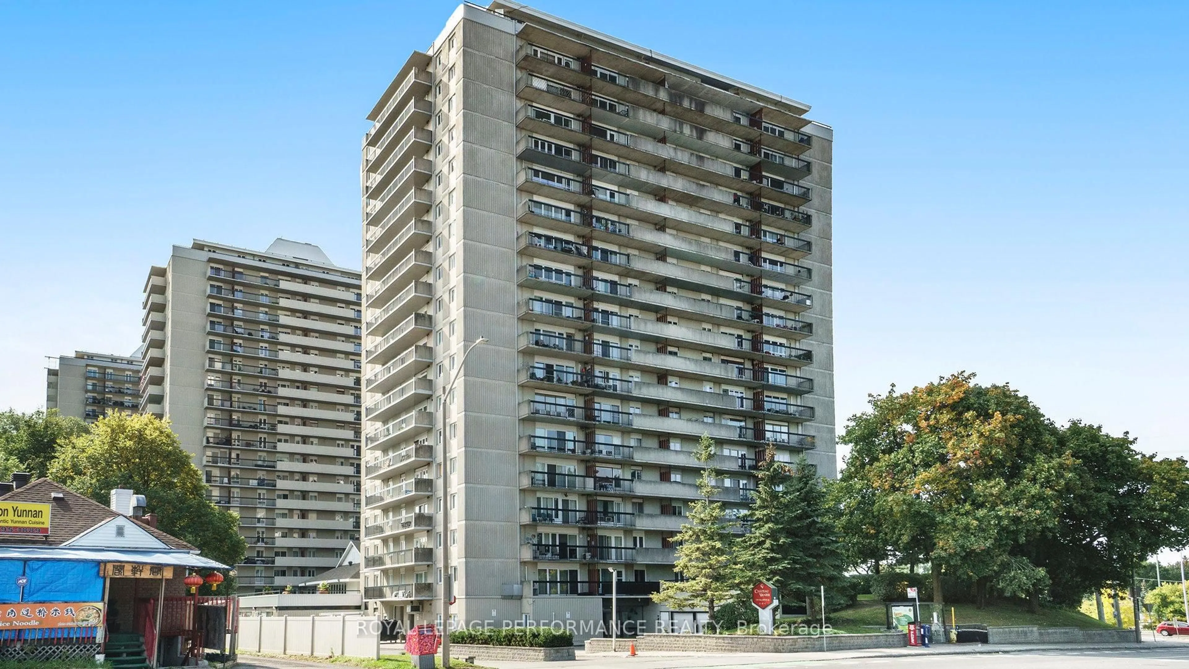 Unknown for 158A McArthur Ave #1806, Ottawa Ontario K1L 8C9