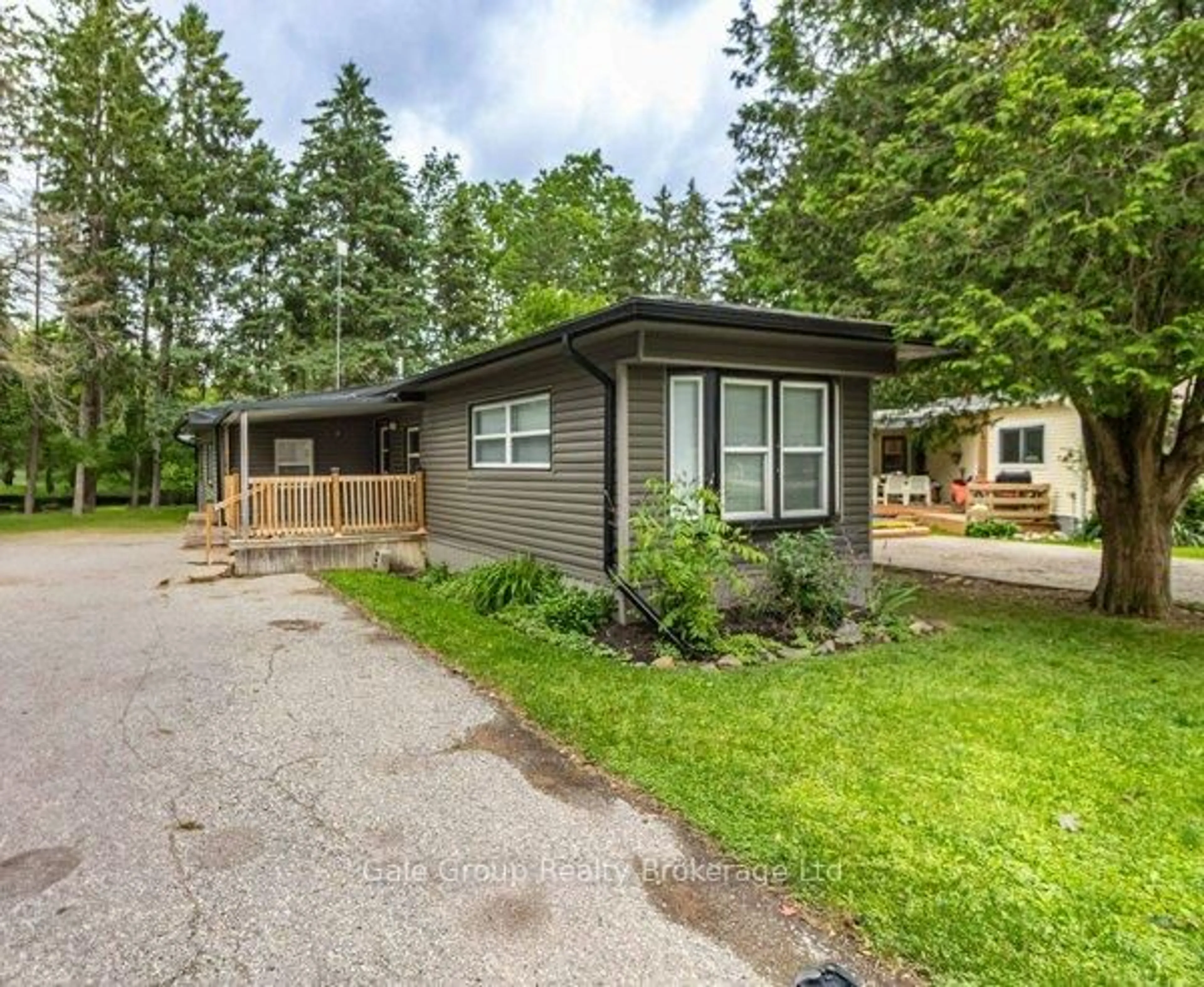 Home with vinyl exterior material, street for 806201 Oxford Rd 29 Rd, Blandford-Blenheim Ontario N0B 2R0