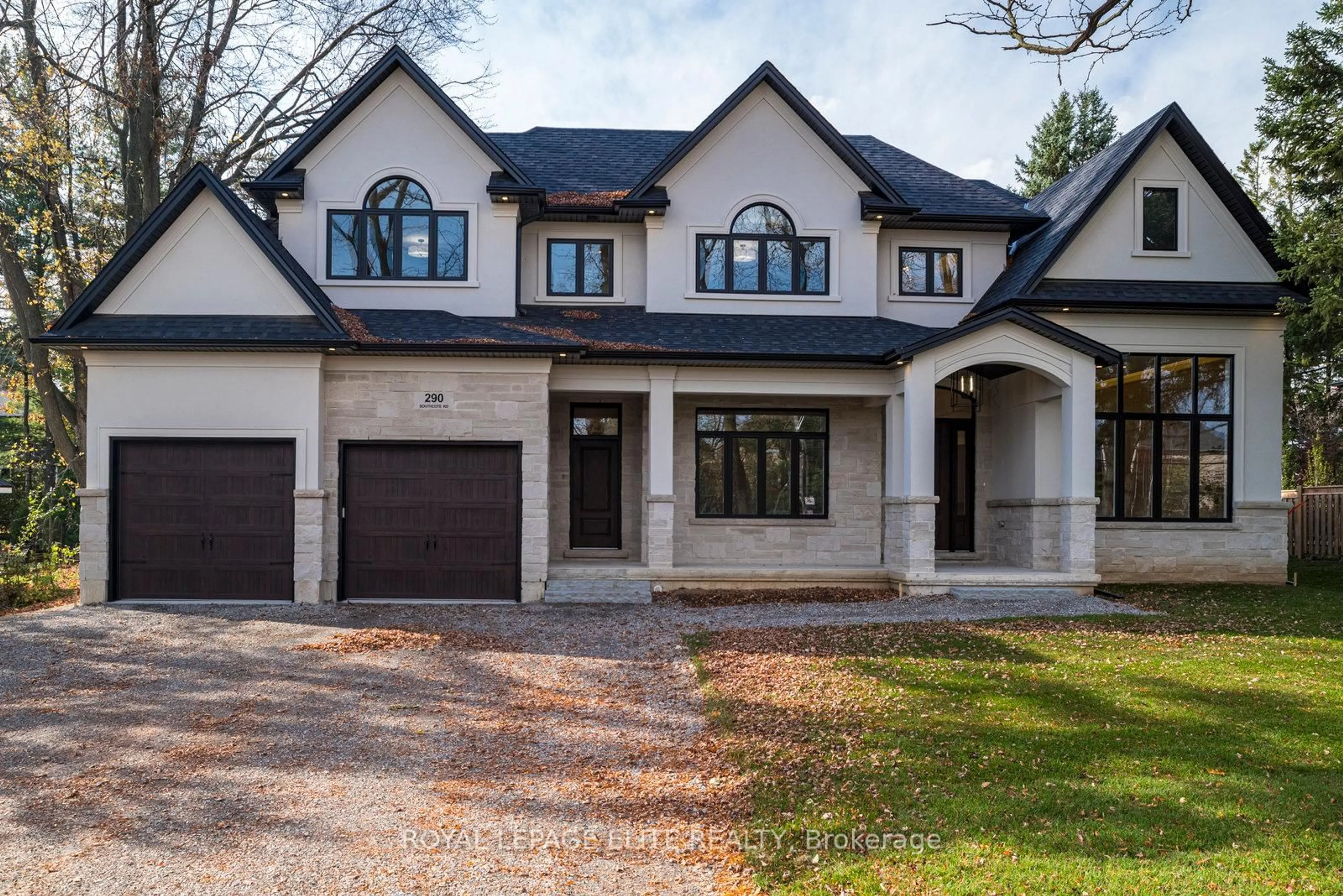 Home with brick exterior material, street for 290 Southcote Rd, Hamilton Ontario L9G 2W1