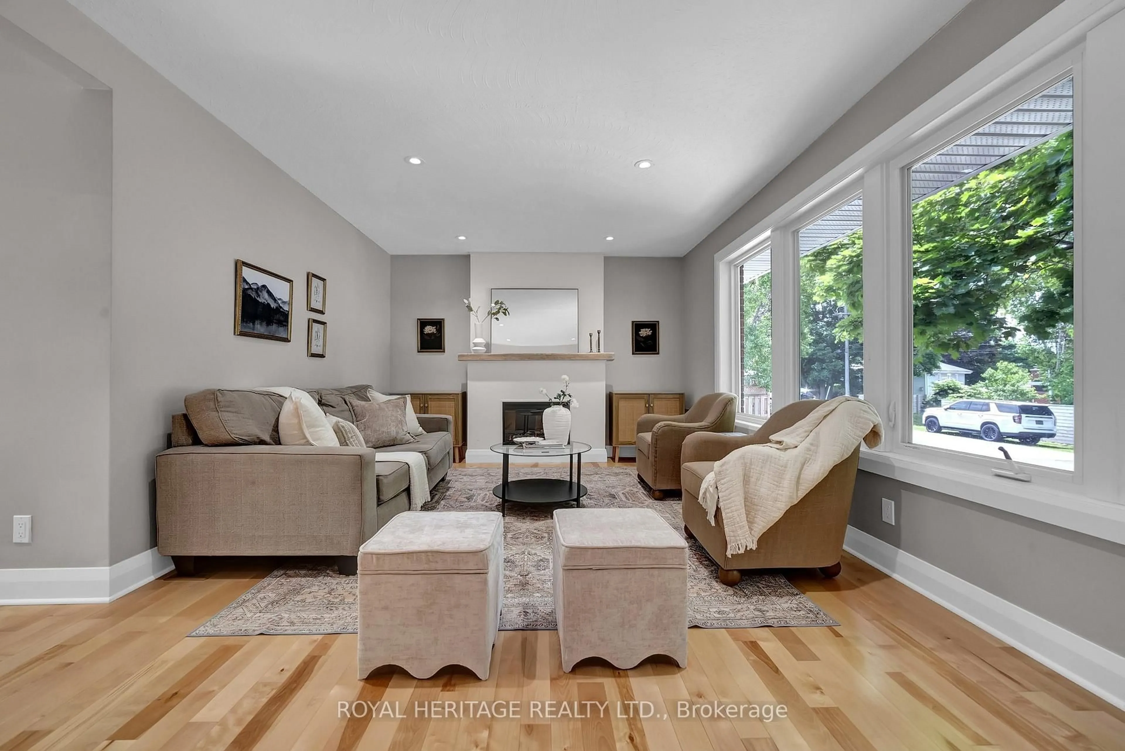 Living room with furniture, unknown for 19 Alfred St, Port Hope Ontario L1A 2W9