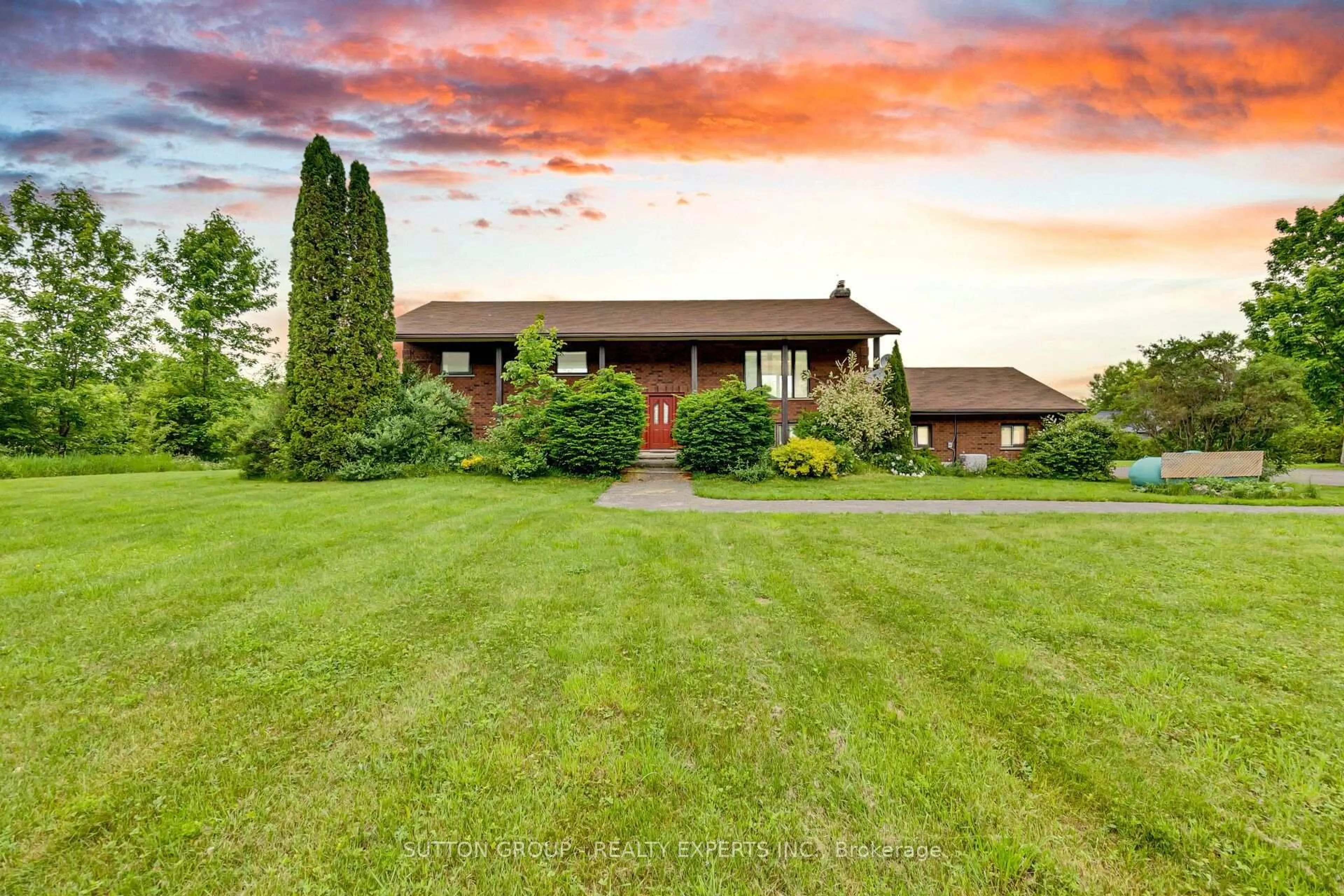 A pic from outside/outdoor area/front of a property/back of a property/a pic from drone, unknown for 283249 Concession 10 Rd, Georgian Bluffs Ontario N4K 5N4