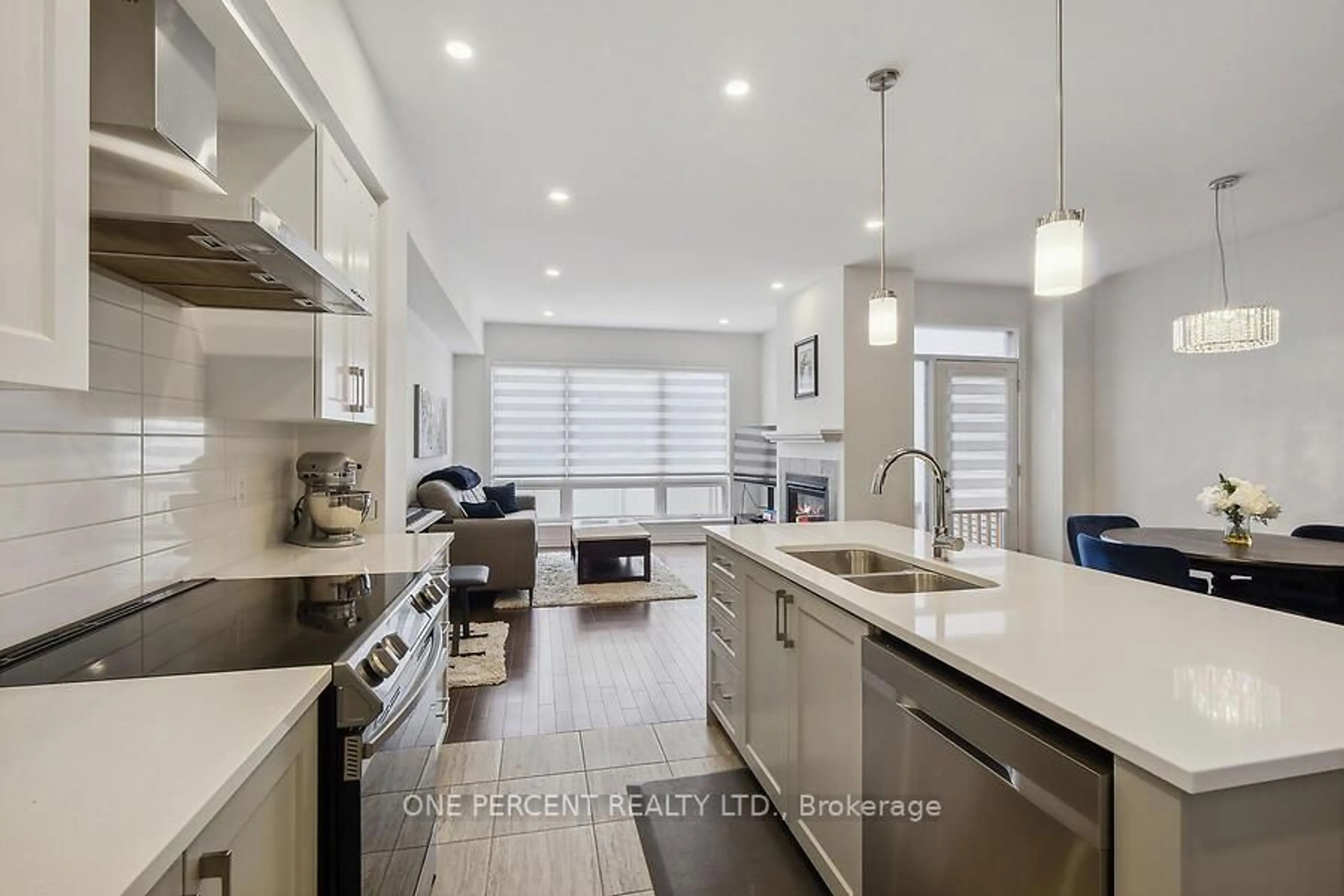 Open concept kitchen, ceramic/tile floor for 640 Cordelette Circ, Ottawa Ontario K1W 0P2