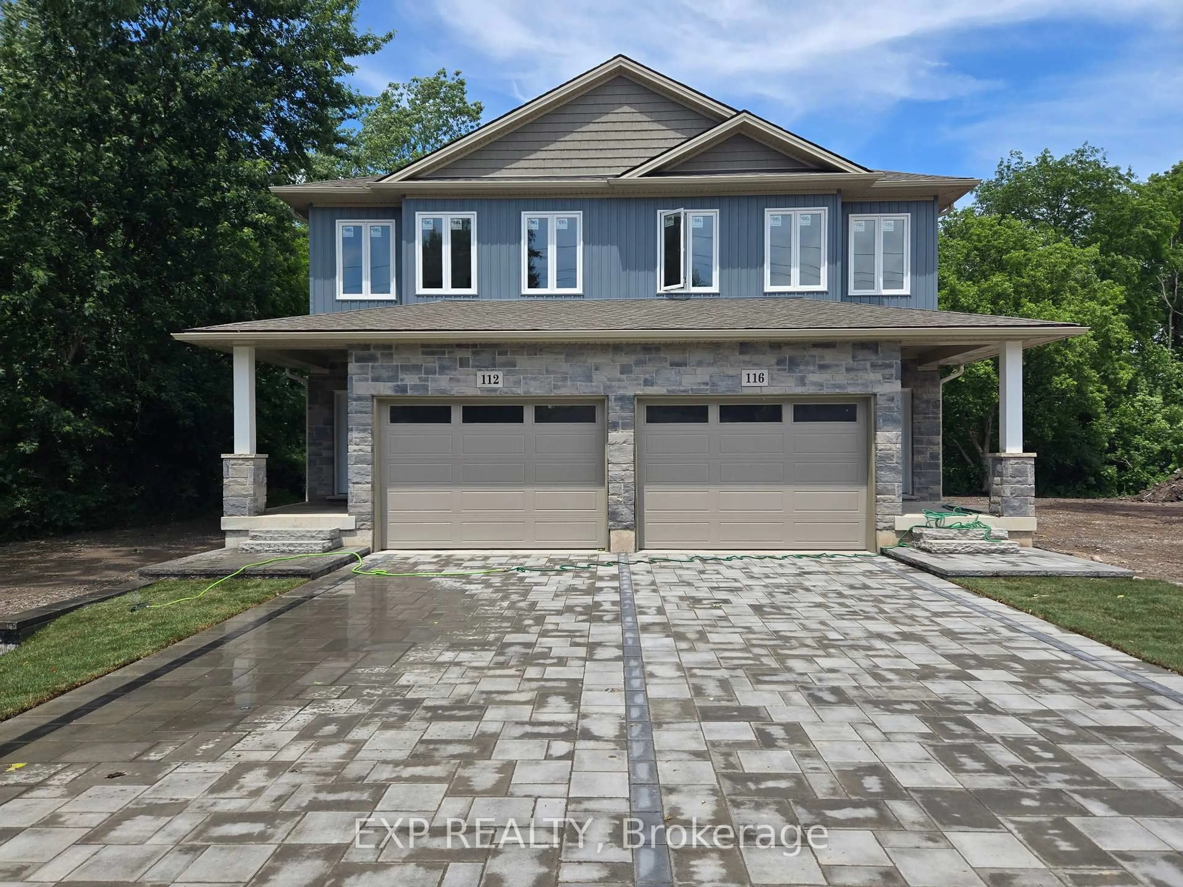 Home with brick exterior material, street for 116 Forks Rd, Welland Ontario L3B 5K5