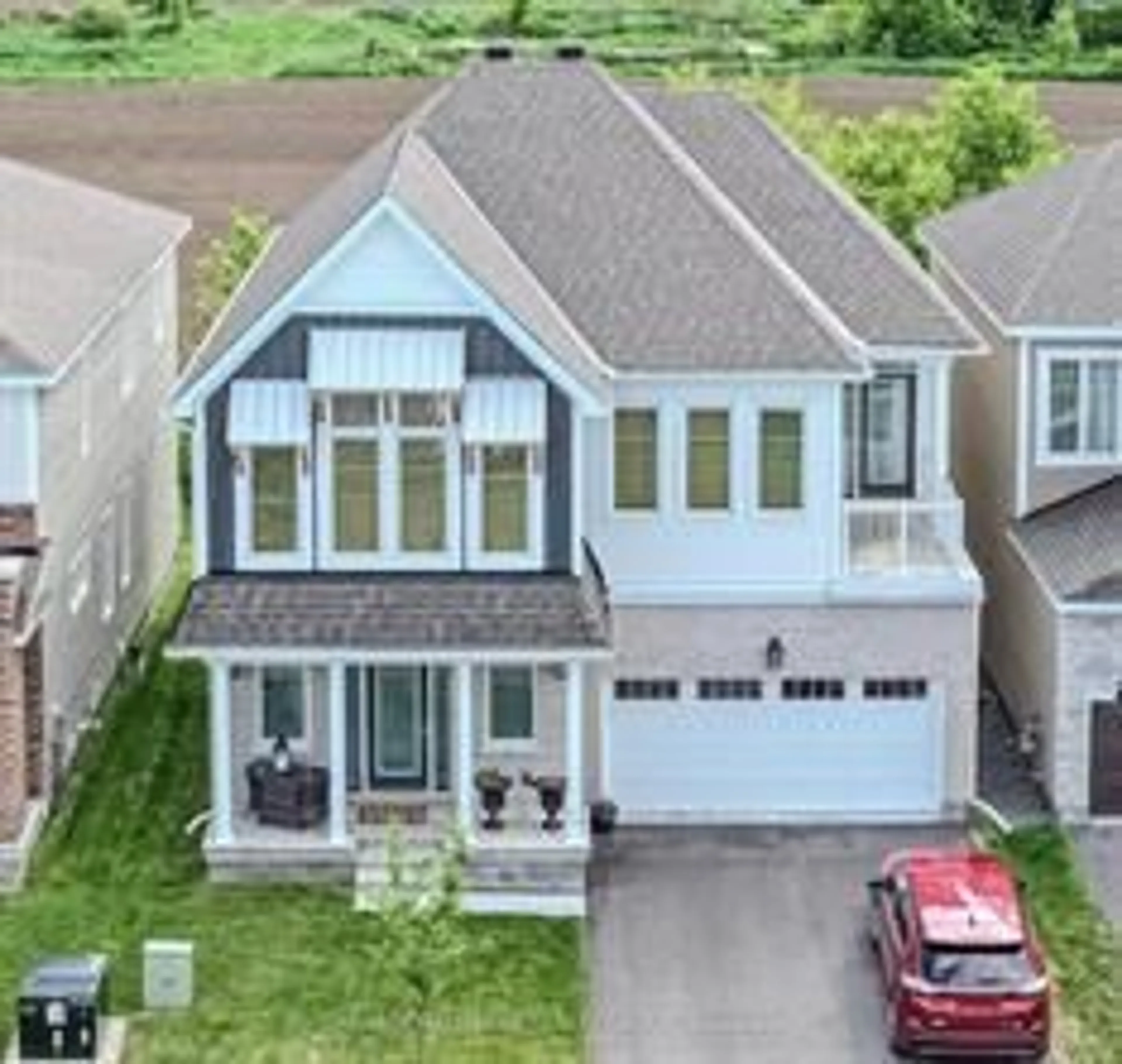 A pic from outside/outdoor area/front of a property/back of a property/a pic from drone, street for 643 Terrier Circ, Richmond Ontario K0A 2Z0