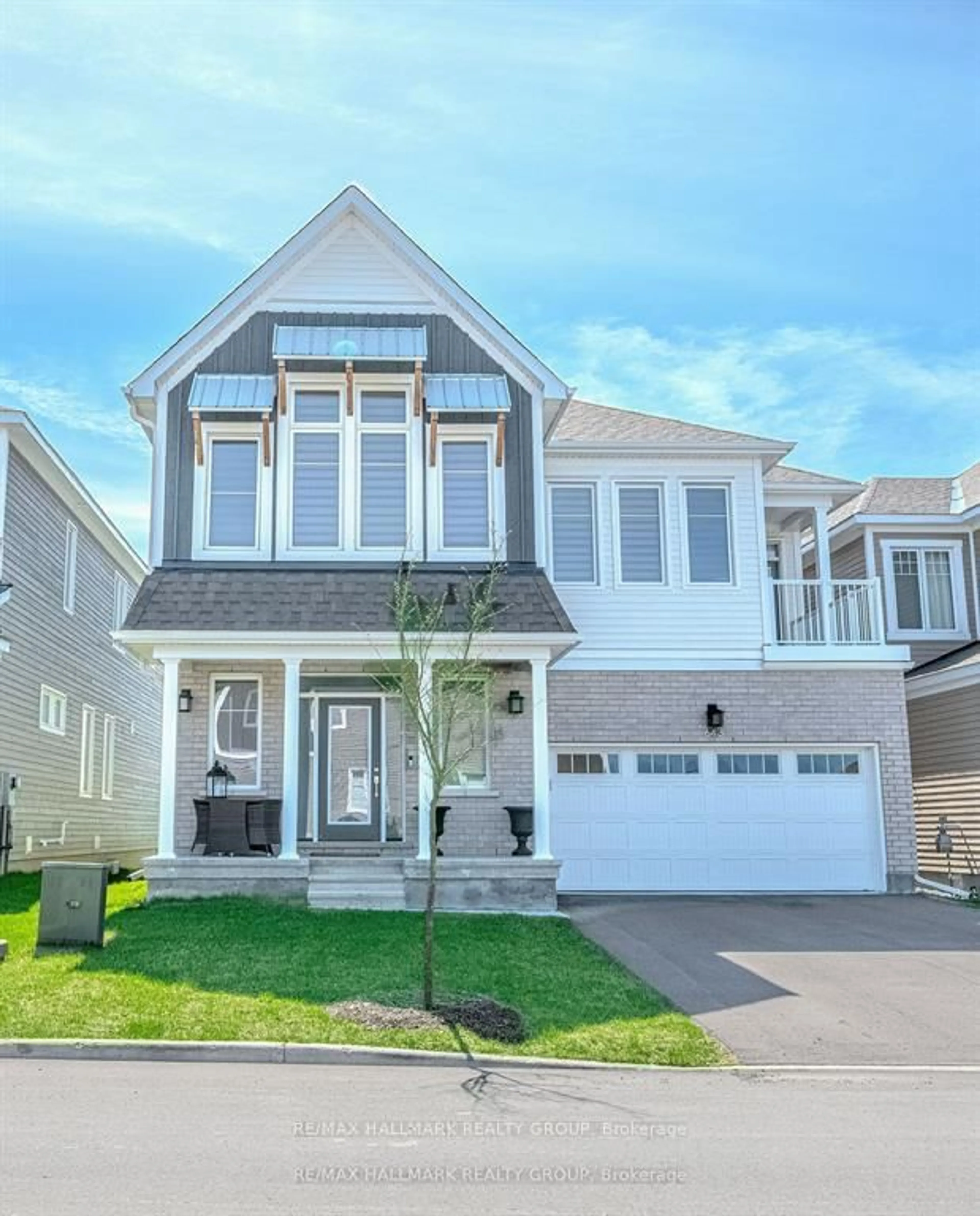 Home with vinyl exterior material, street for 643 Terrier Circ, Richmond Ontario K0A 2Z0