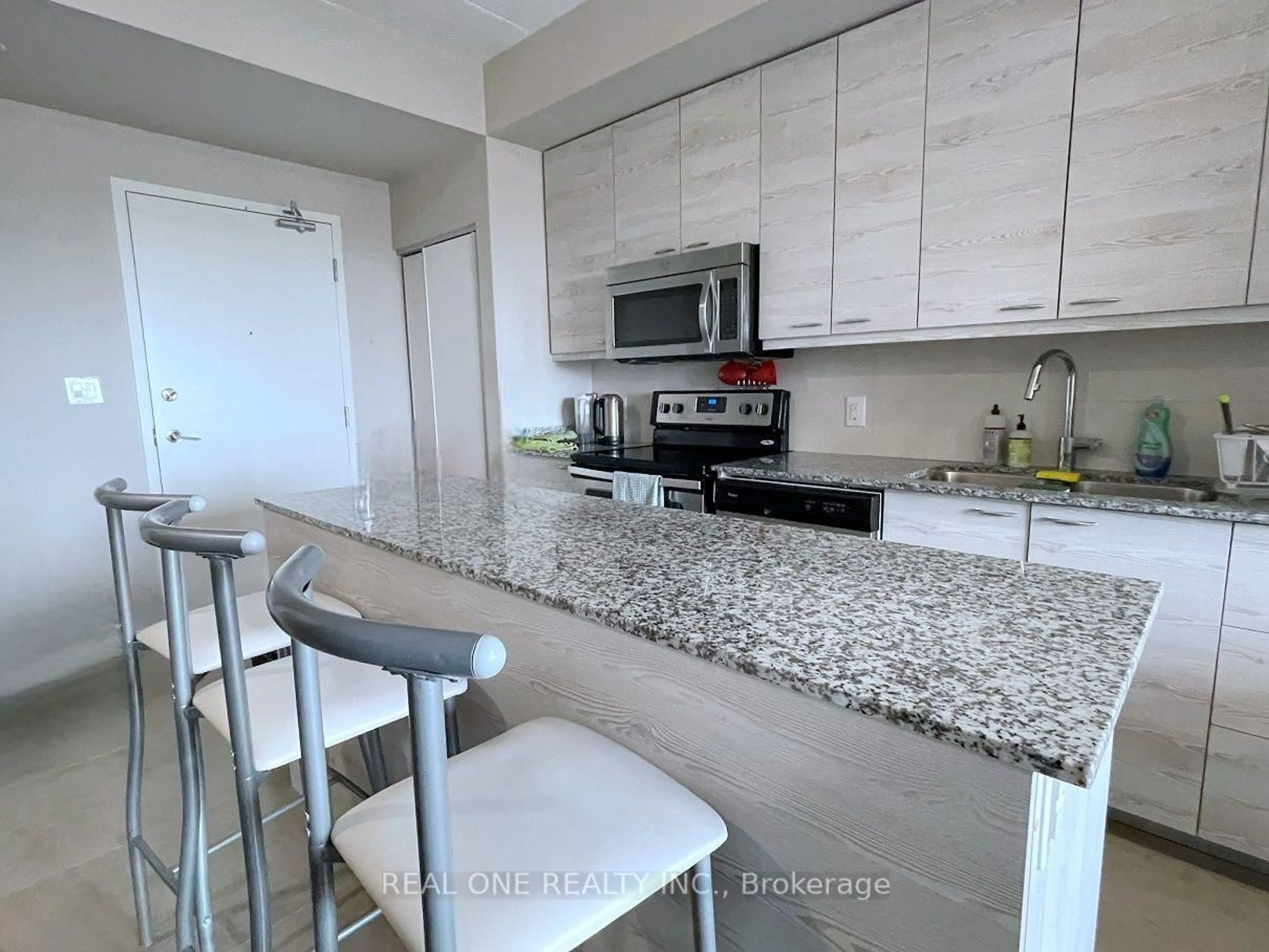 Open concept kitchen, ceramic/tile floor for 280 Lester St #514, Waterloo Ontario N2L 0G2