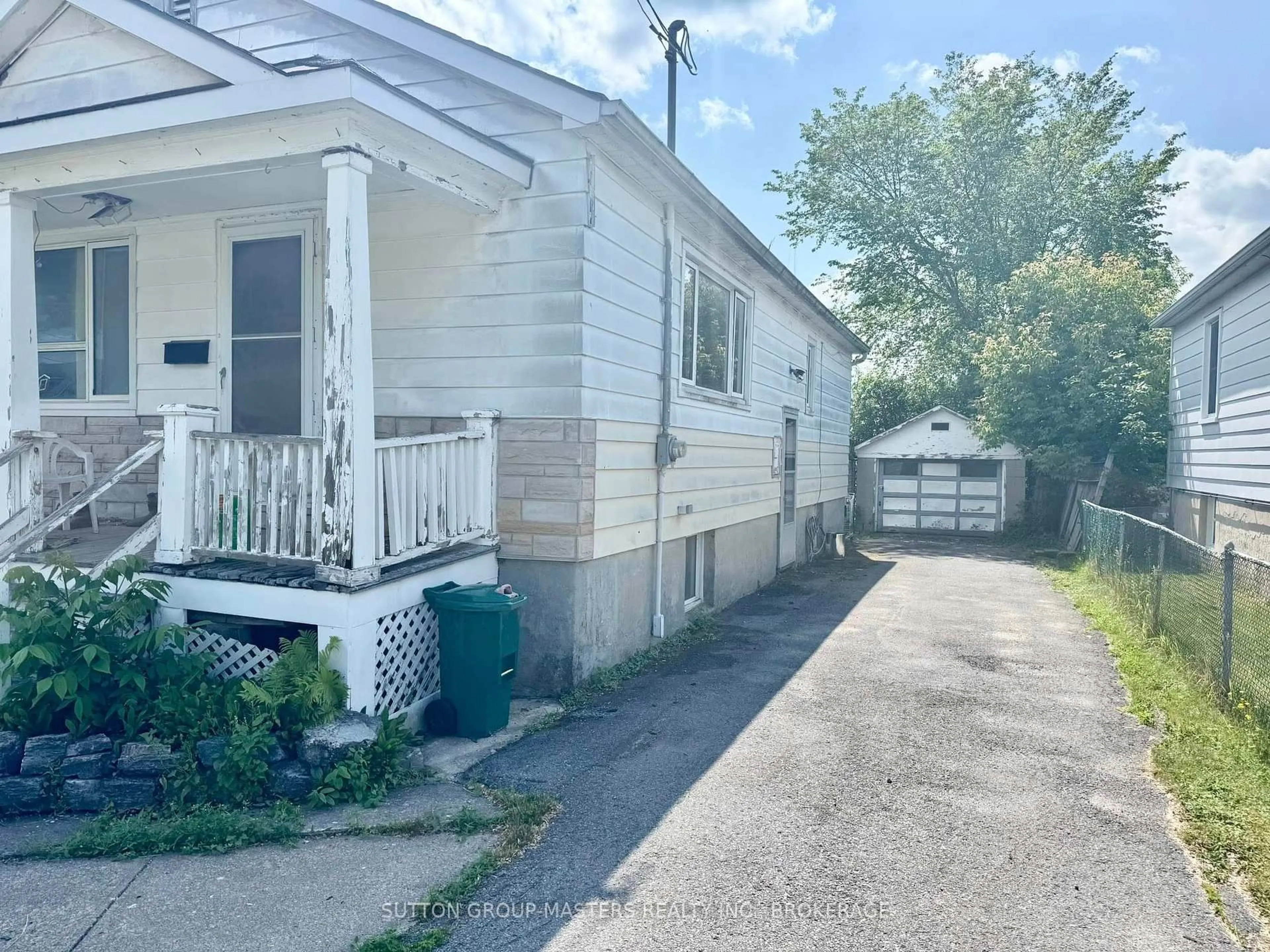 Unknown for 828 Victoria St, Kingston Ontario K7K 4T4
