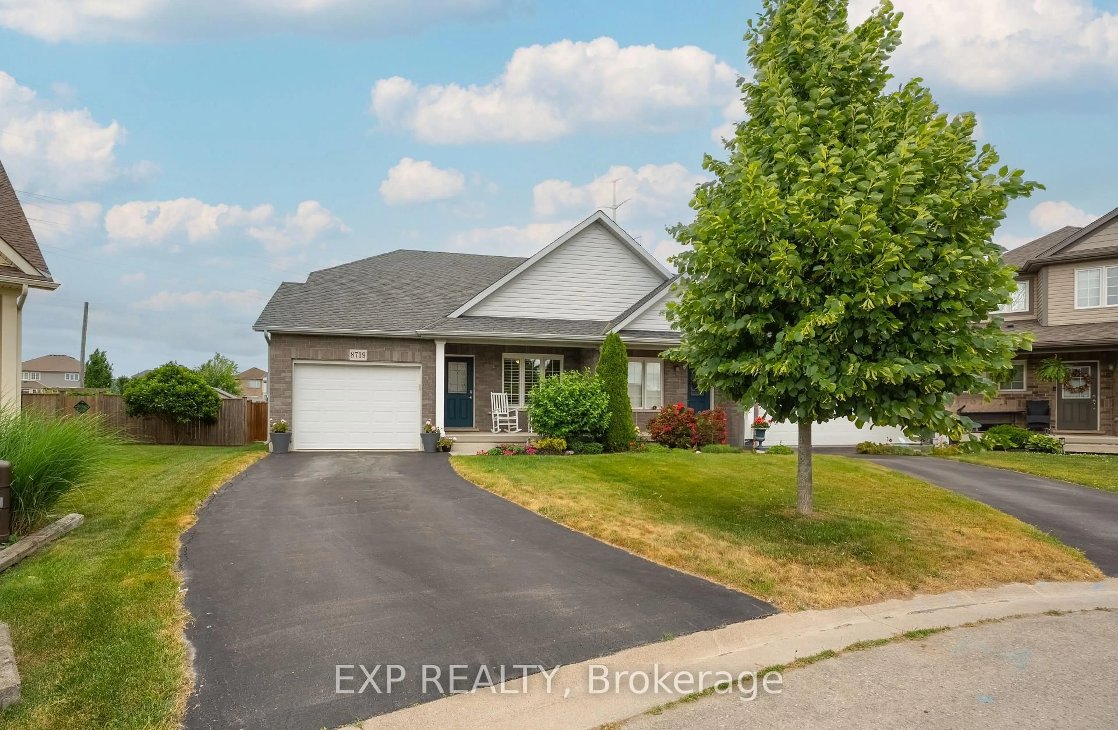Unknown for 8719 Upper Canada Dr, Niagara Falls Ontario L2H 0B8