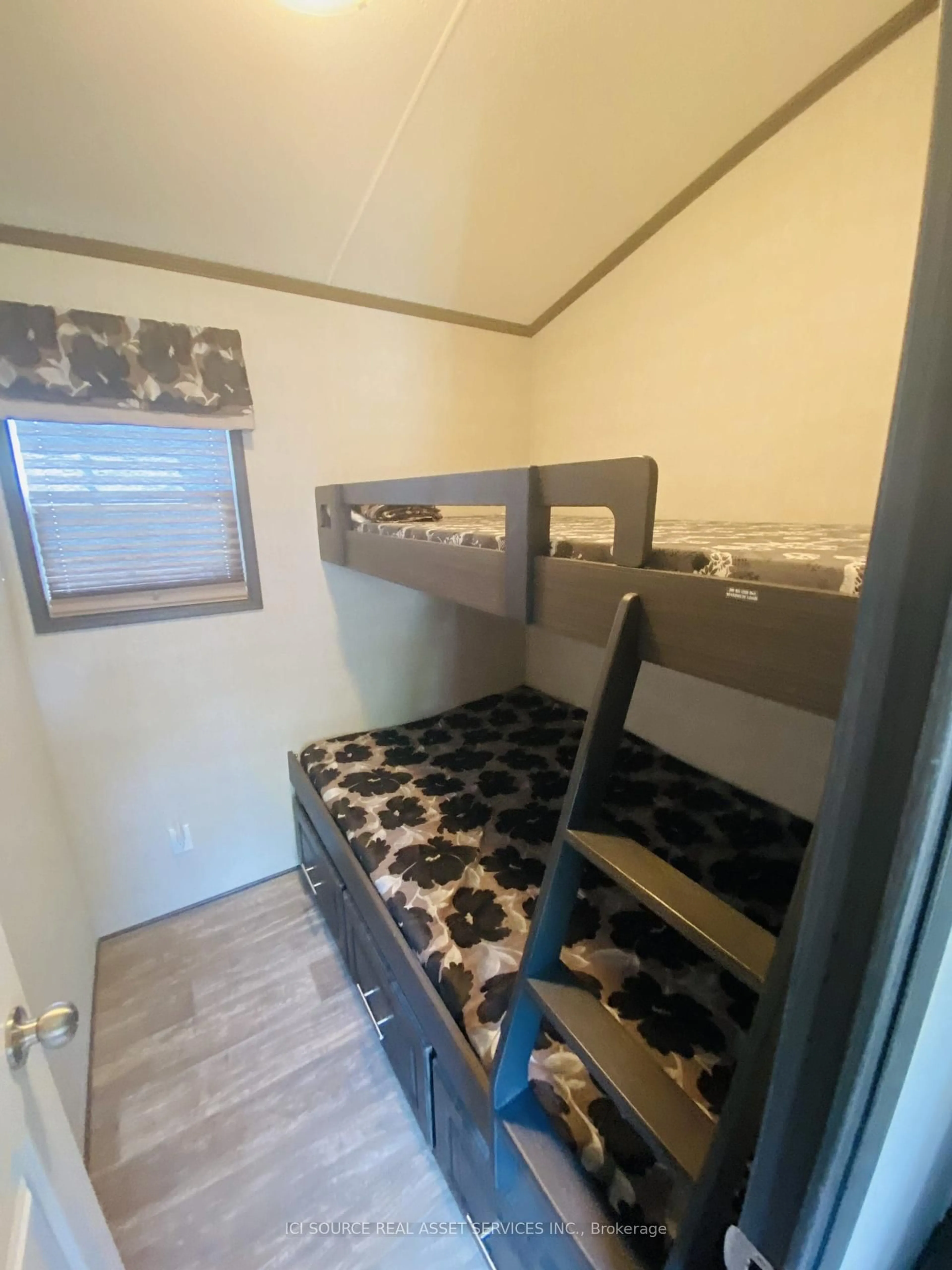A pic of a room for 1082 Shamrock Marina Rd #SMR167, Gravenhurst Ontario P0E 1N0
