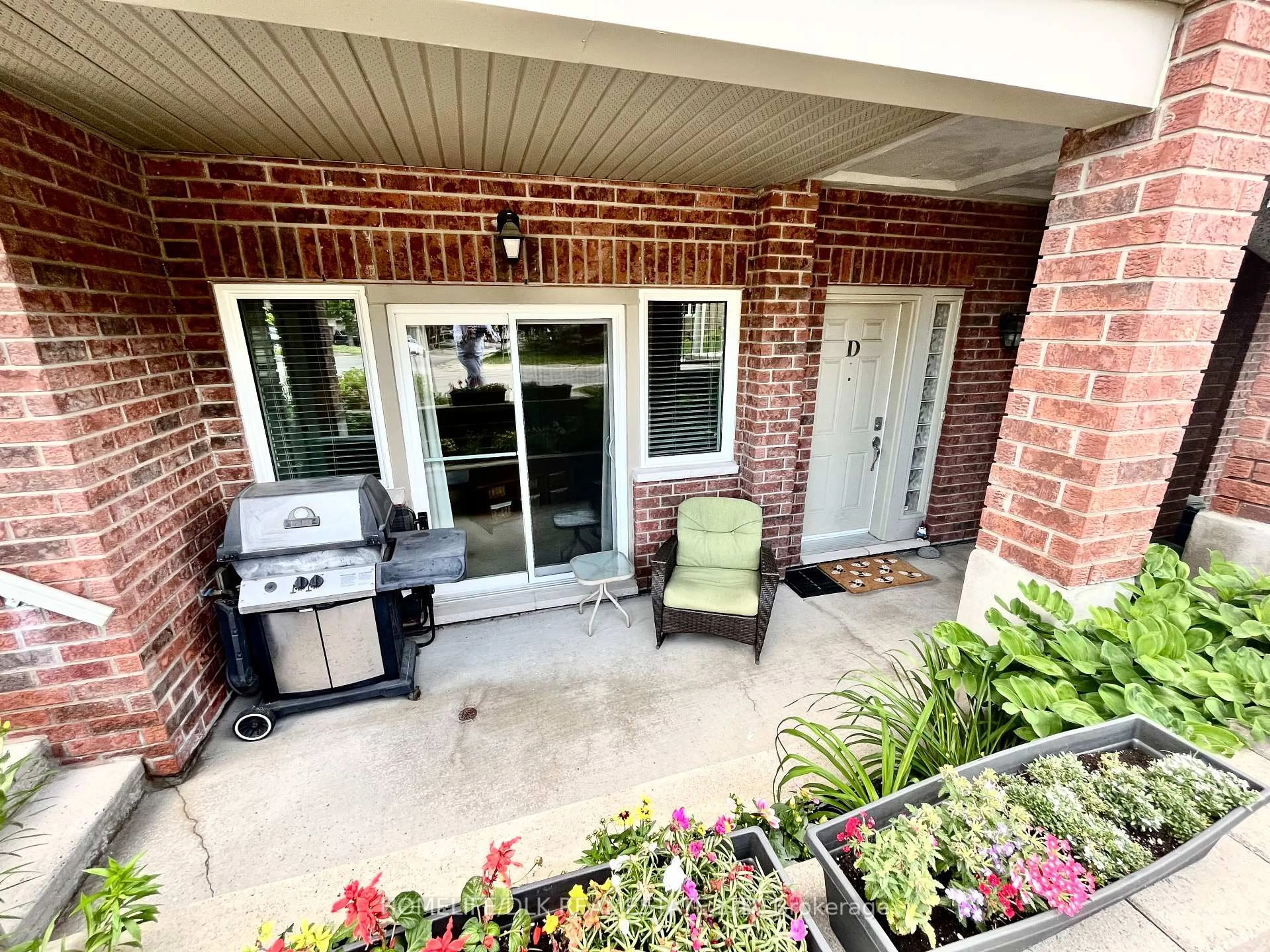 Unknown for 137 Oldfield St #D, Ottawa Ontario K2G 7C7