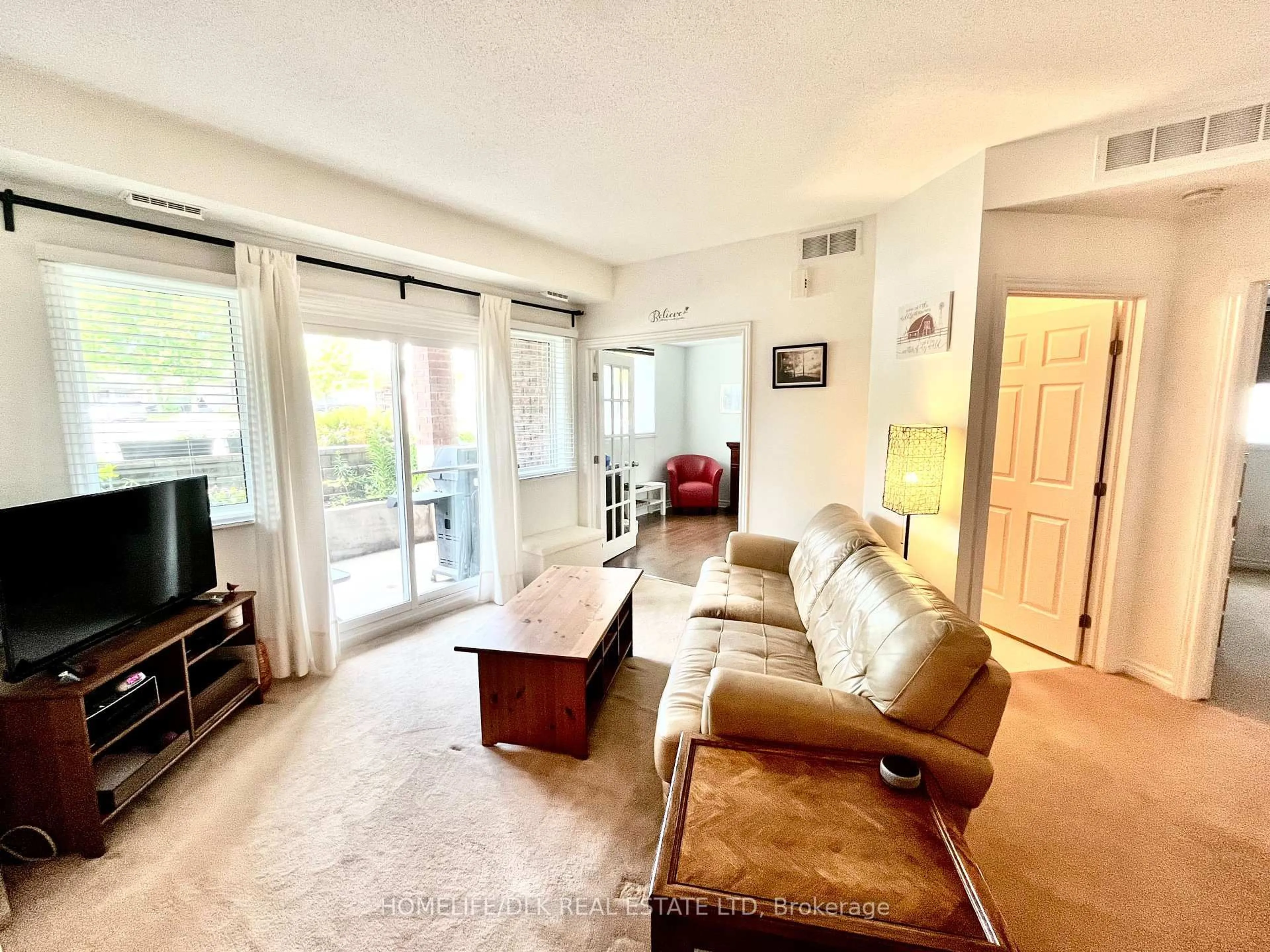 Living room with furniture, unknown for 137 Oldfield St #D, Ottawa Ontario K2G 7C7