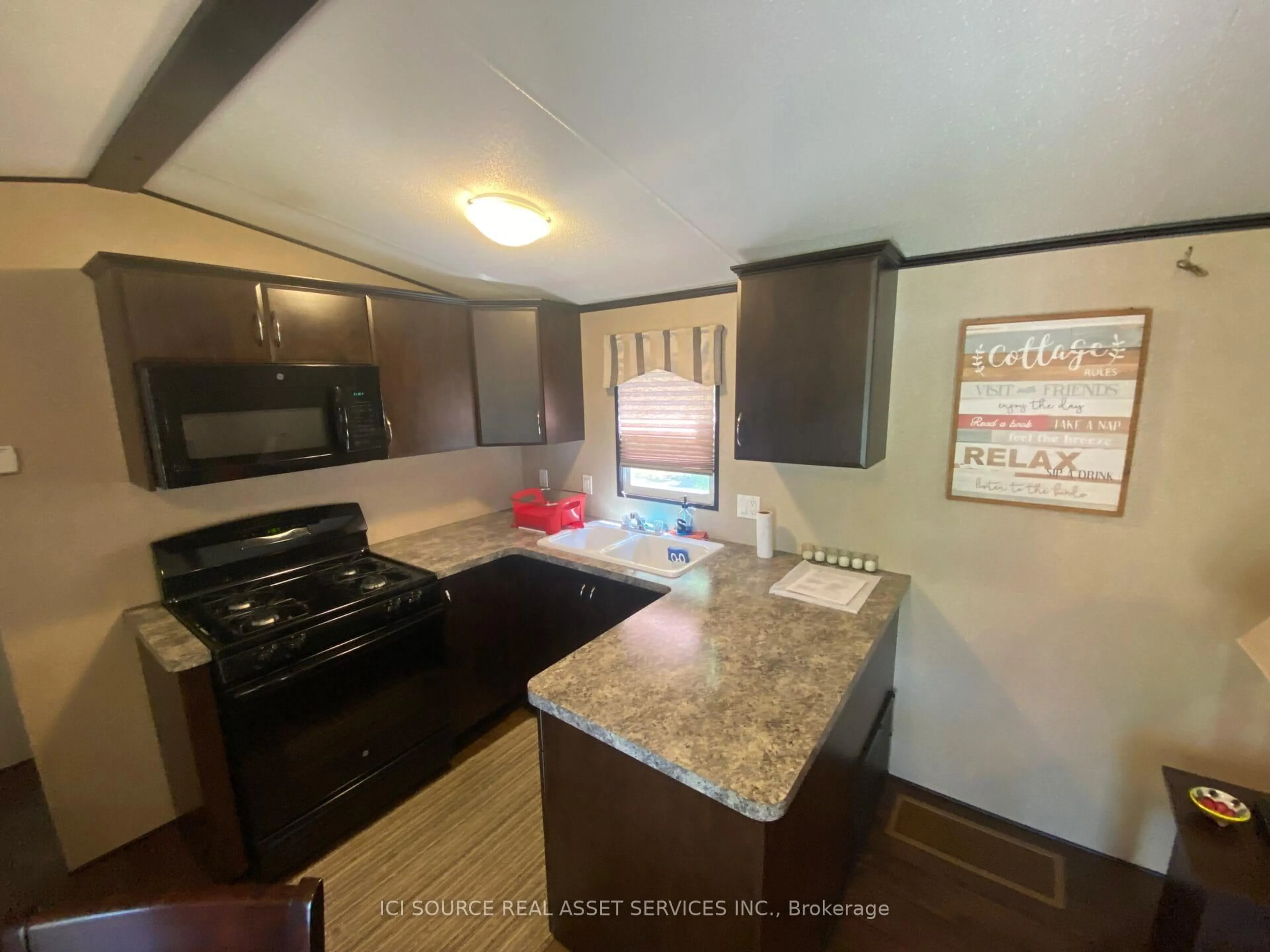 Standard kitchen, unknown for 1082 Shamrock Marina Rd #SMR251, Gravenhurst Ontario P0E 1N0