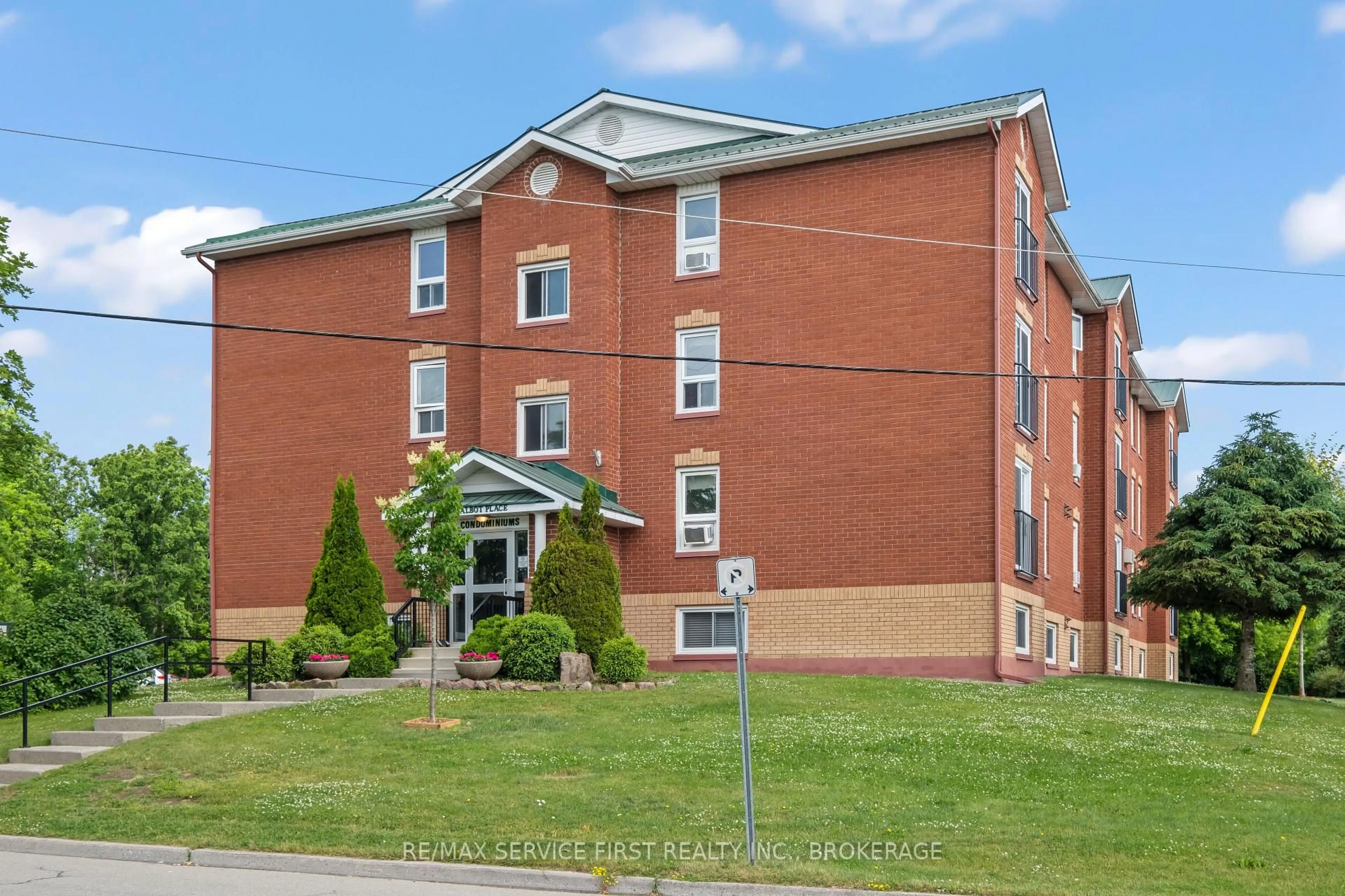 Unknown for 550 Talbot Pl #105, Gananoque Ontario K7G 3C6
